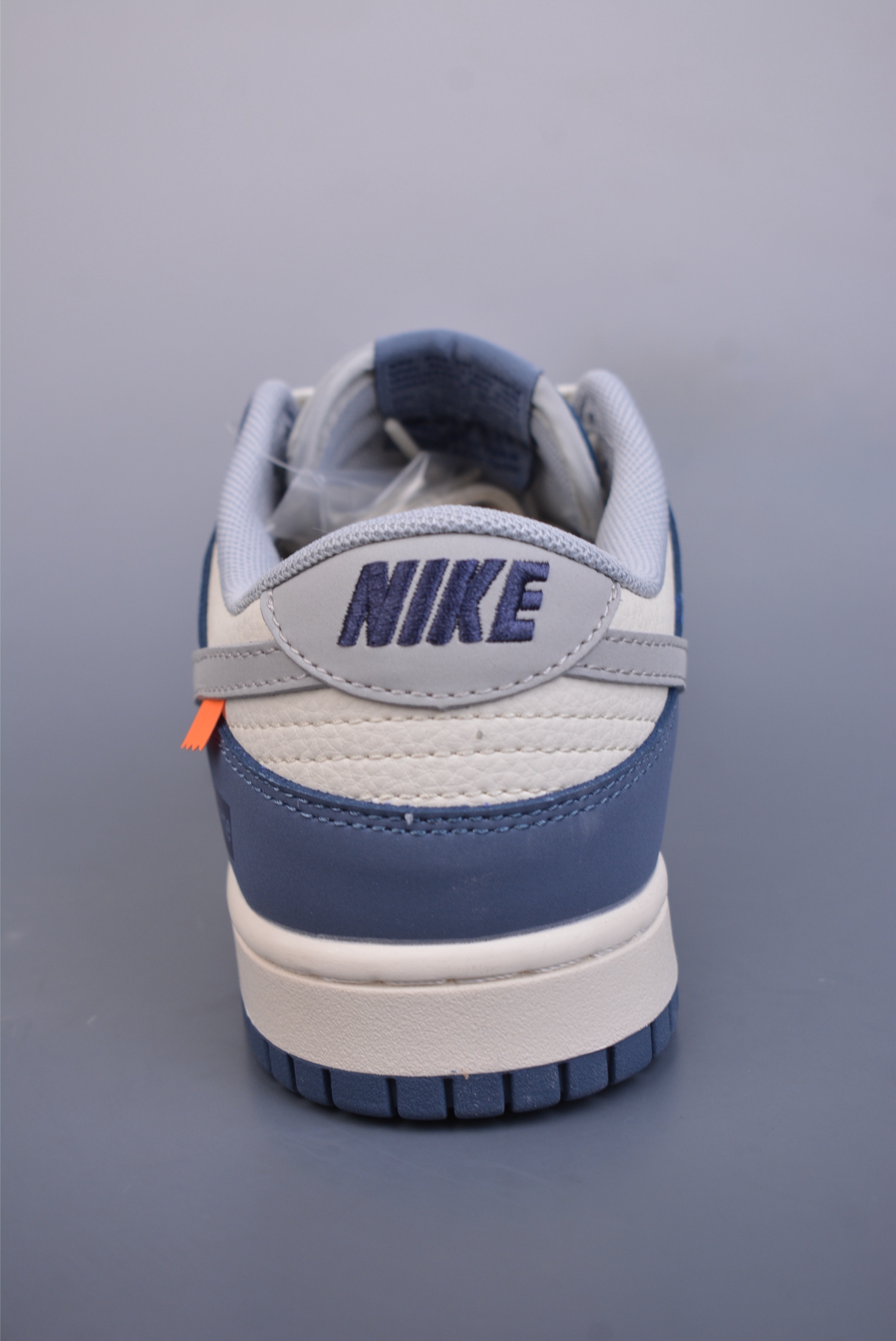 Nike SB Dunk Low Supreme联名 XD1588-207