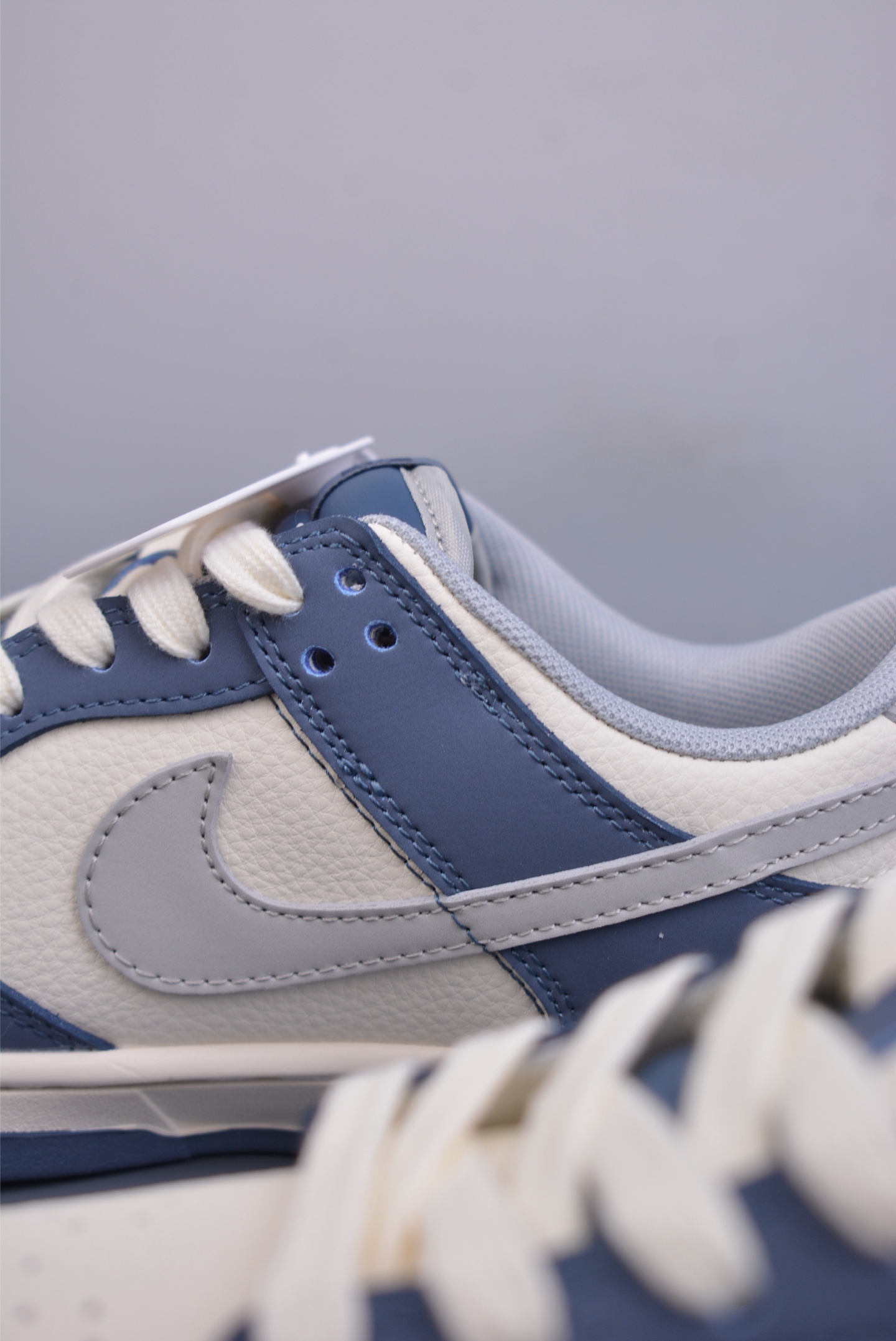 Nike SB Dunk Low Supreme联名 XD1588-207