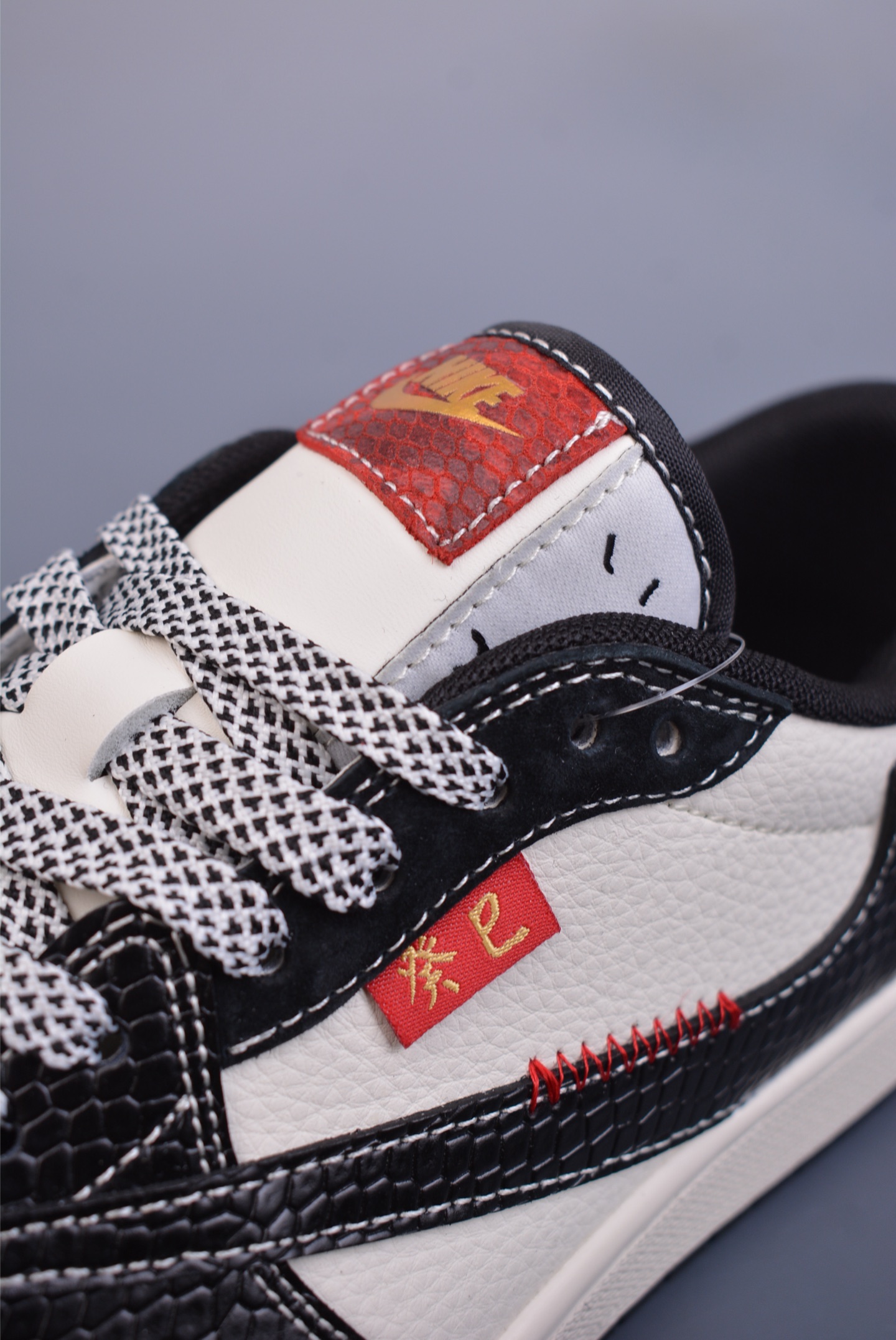 280  Fragment x Travis Scott x 蛇年限定 Air Jordan 1 Low 三方联名倒钩  YX5066-306