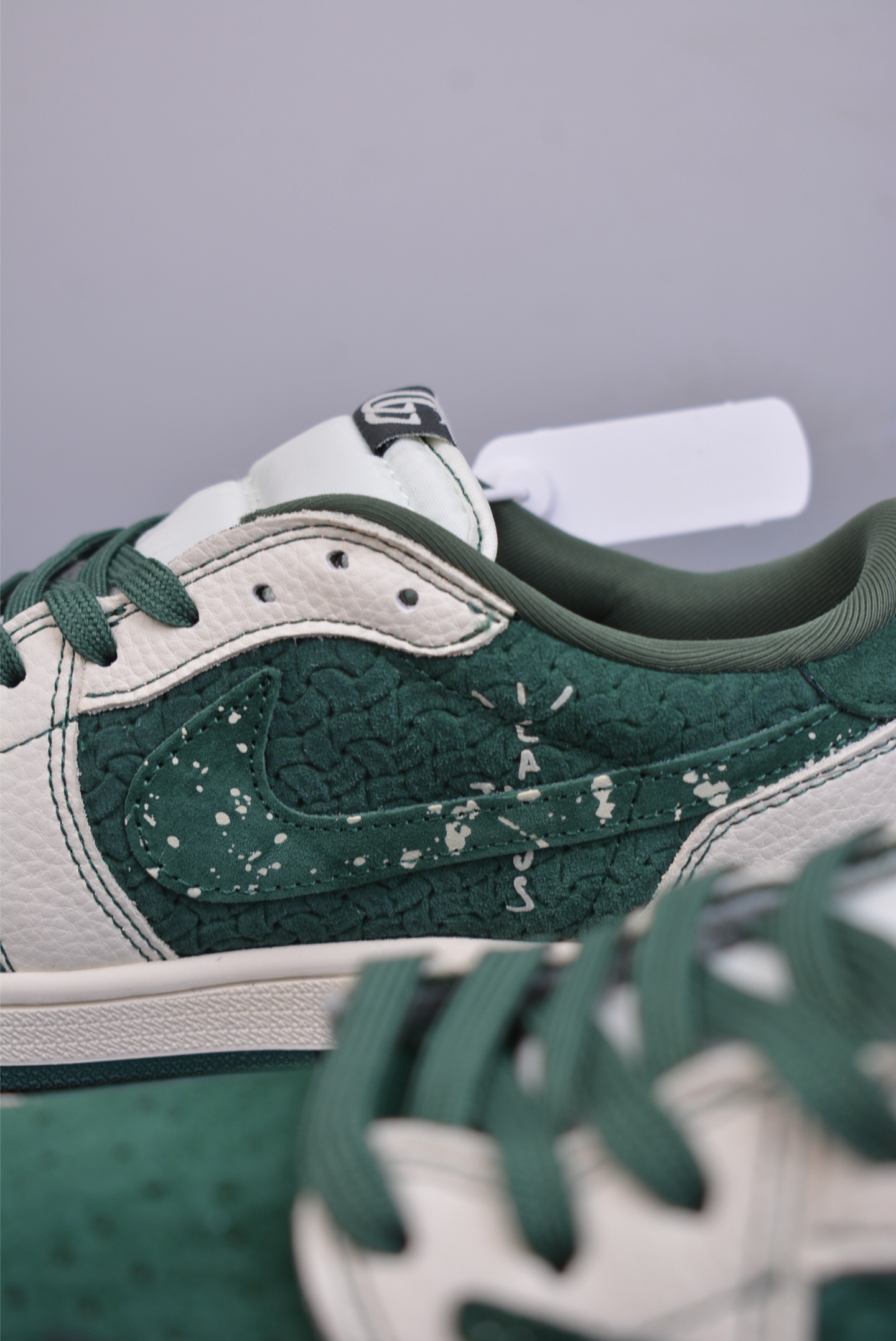280  Fragment x Travis Scott x Supreme Air Jordan 1 Low 三方联名倒钩   XS2024-008