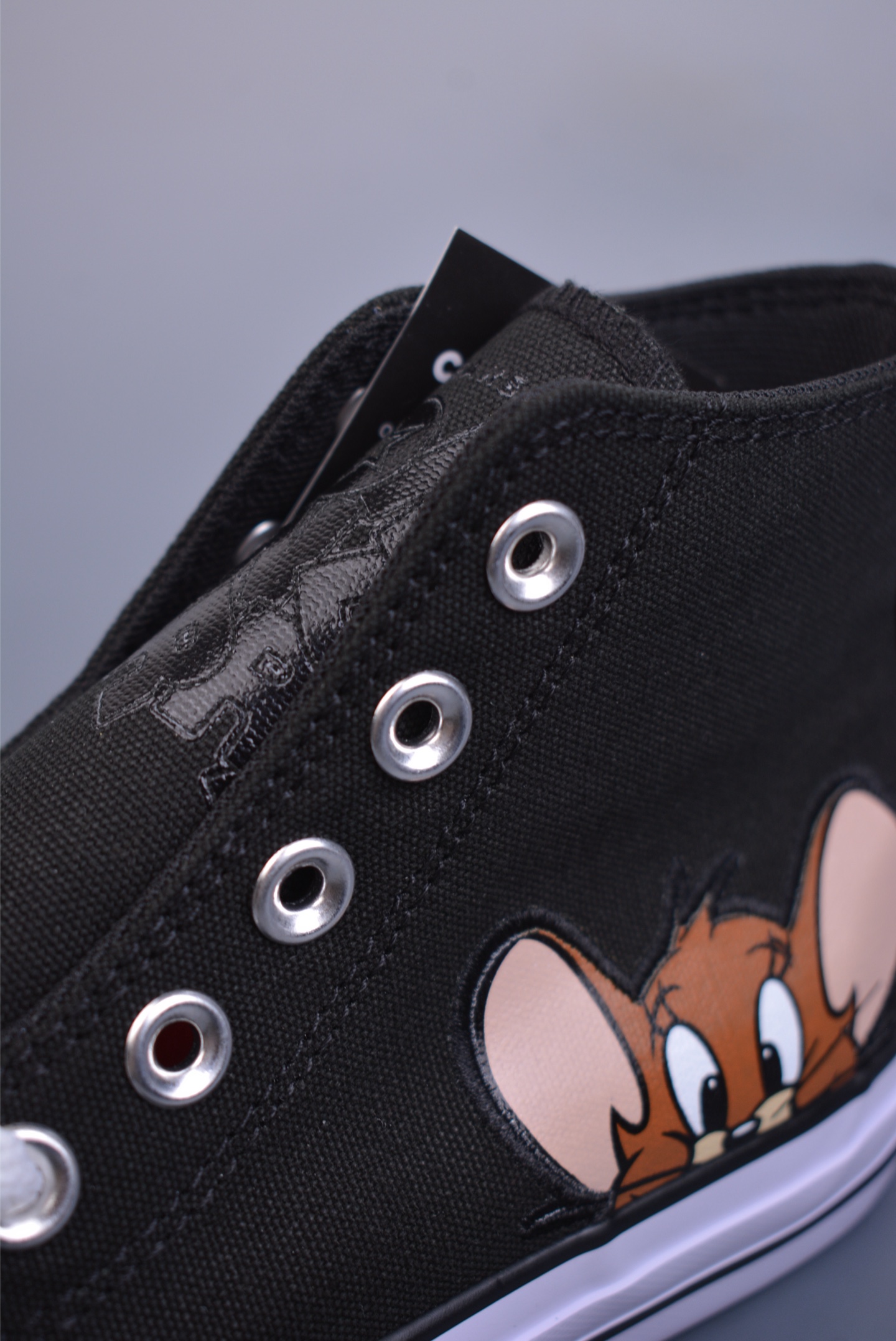 140  Tom and Jerry x Converse Chuck Taylor 匡威官方 猫和老鼠联名款   A15113C 黑色  A15112C 白色