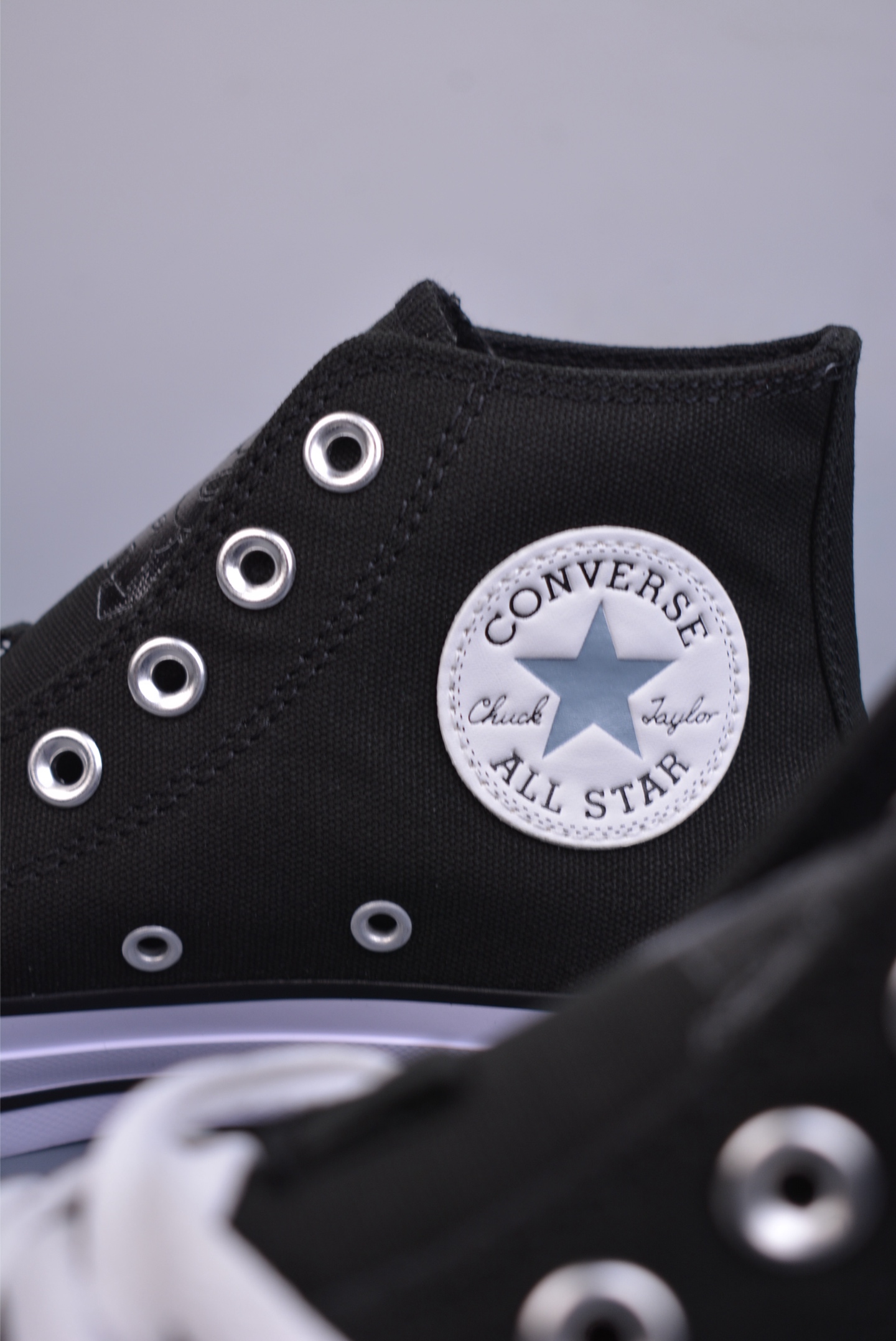140  Tom and Jerry x Converse Chuck Taylor 匡威官方 猫和老鼠联名款   A15113C 黑色  A15112C 白色