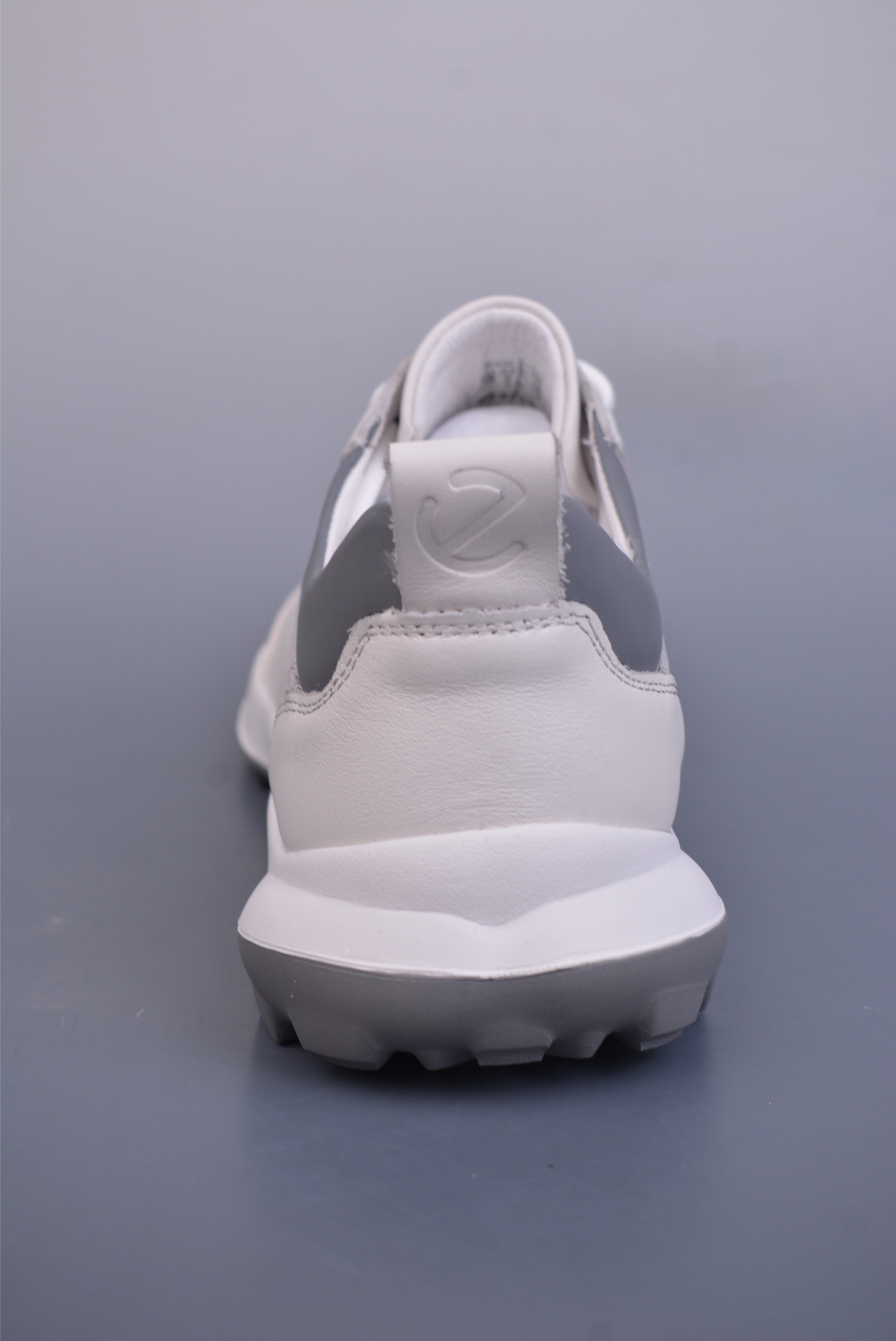 300  ECCO爱步新款户外鞋缓震耐磨越野跑鞋 男健步BIOMC系列   870909