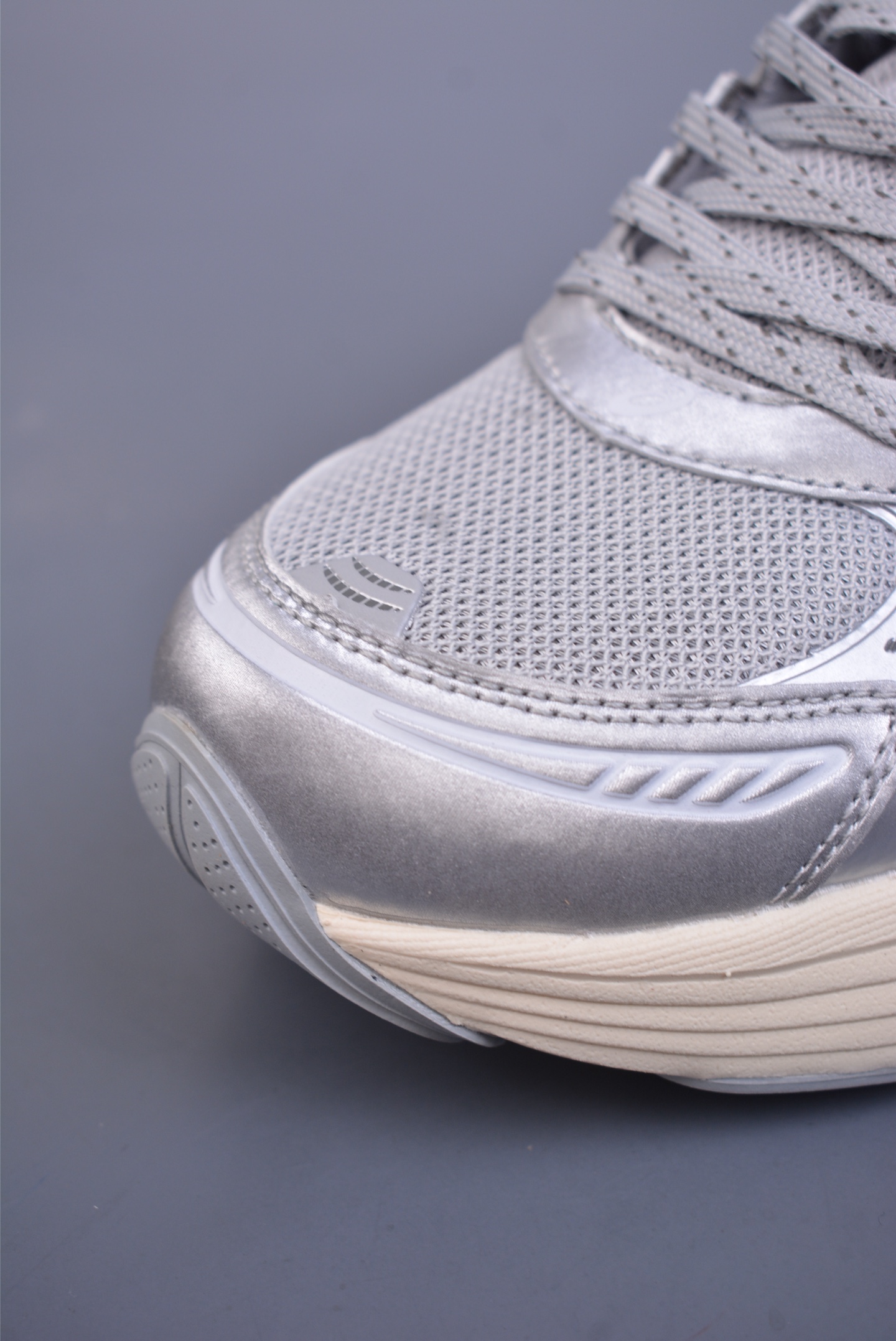 Asics Gel-Kinetic Fluent 纯原版本 亚瑟士运动休闲透气专业跑鞋 1203A591-101