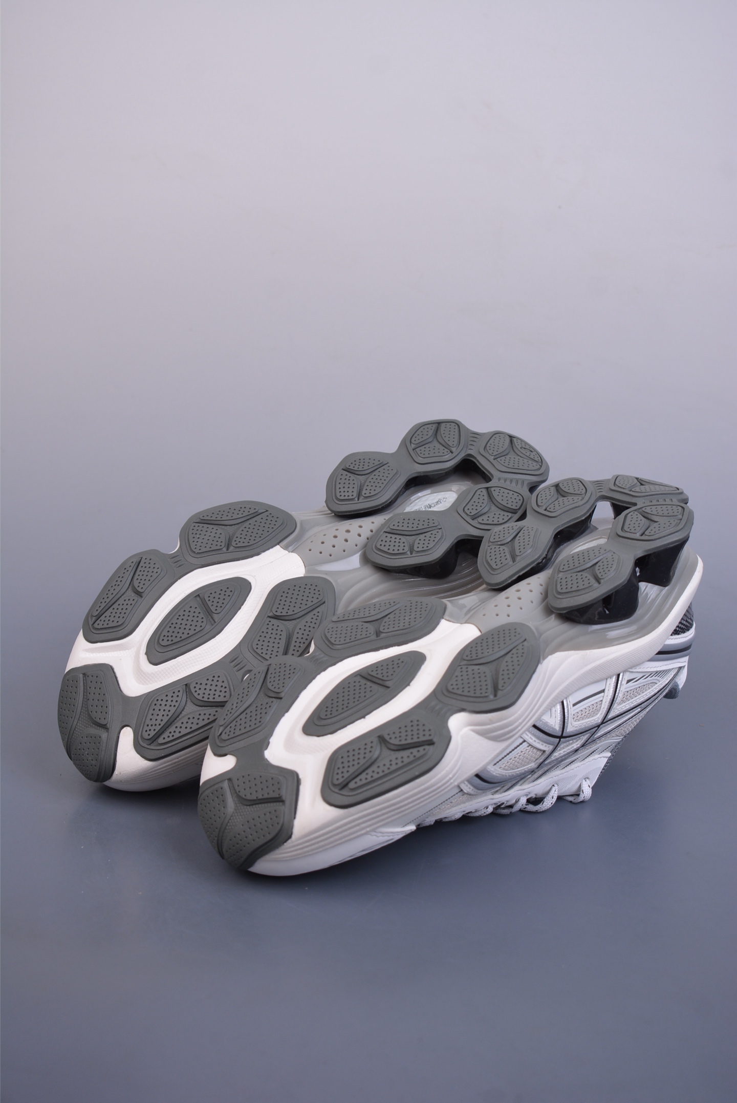 260 Asics Gel-Kinetic Fluent 纯原版本 亚瑟士运动休闲透气专业跑鞋 1203A591-021
