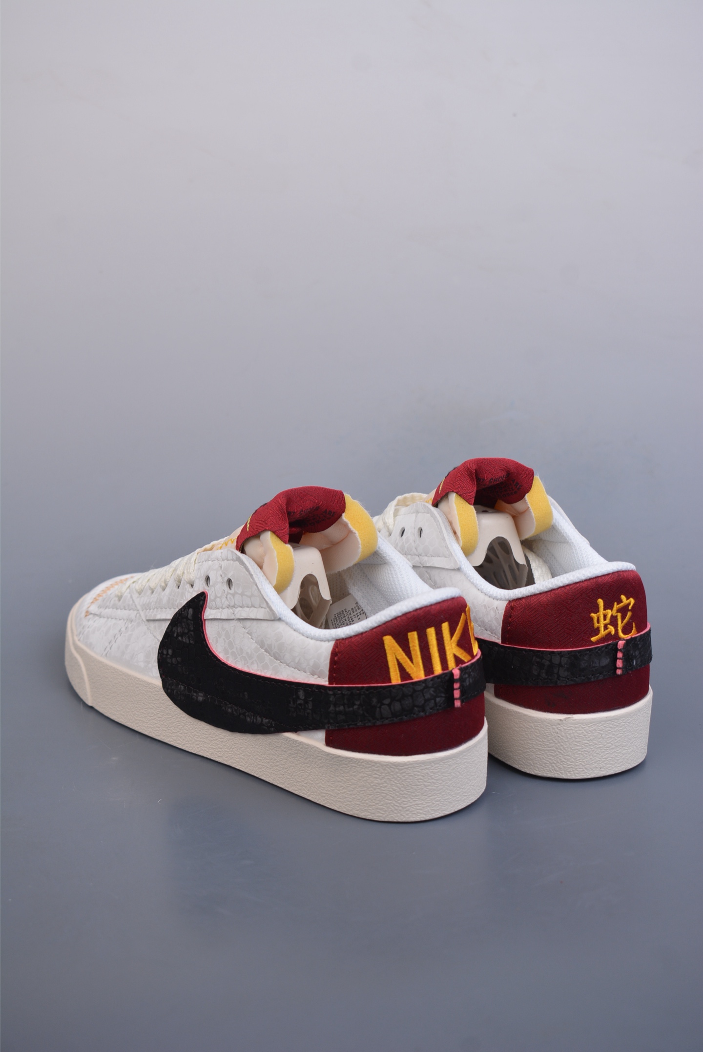 140  NK Blazer Low 77 JUMBO 复古经典开拓者 蛇年限定   DQ1470-138