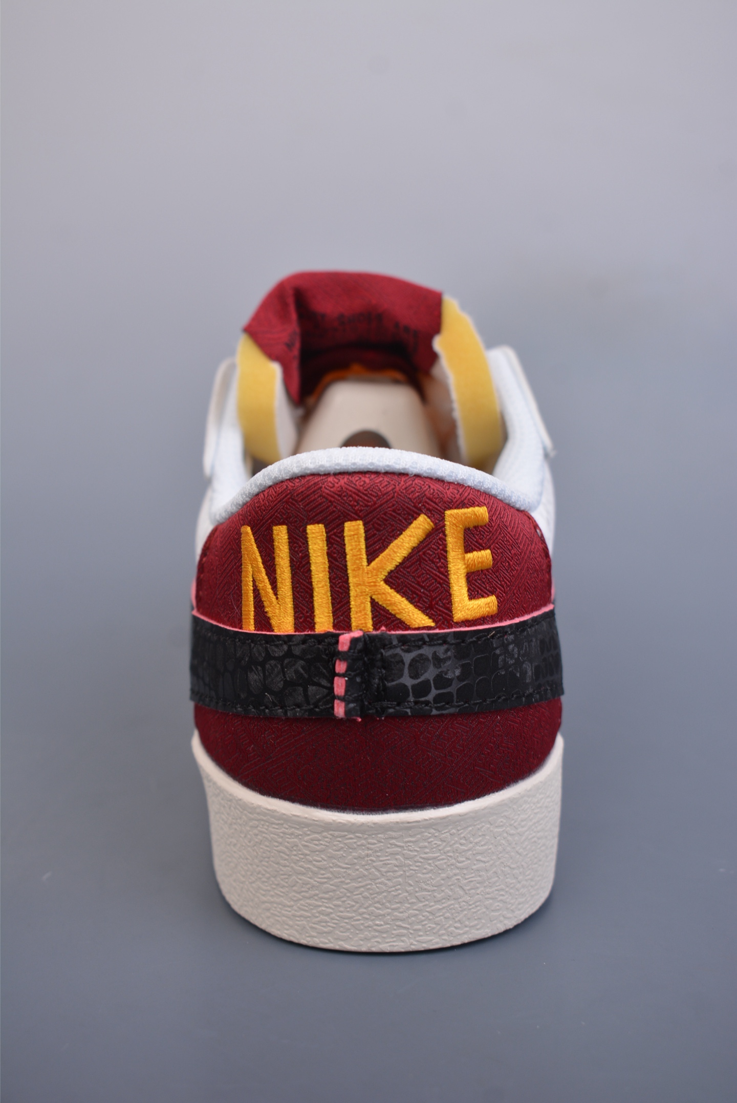 140  NK Blazer Low 77 JUMBO 复古经典开拓者 蛇年限定   DQ1470-138
