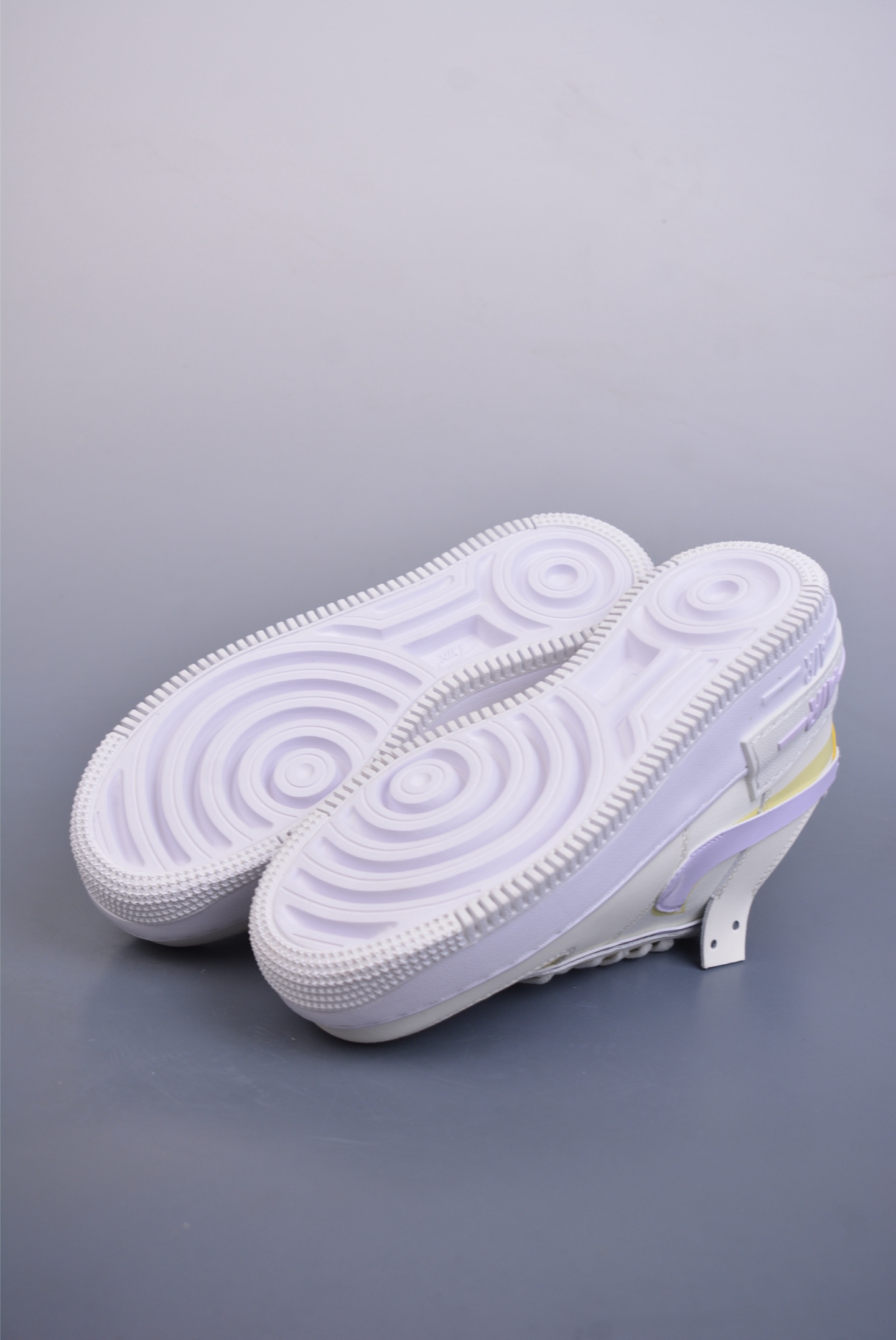 180  Nike Air Force 1 Low 马卡龙  DZ1847-113