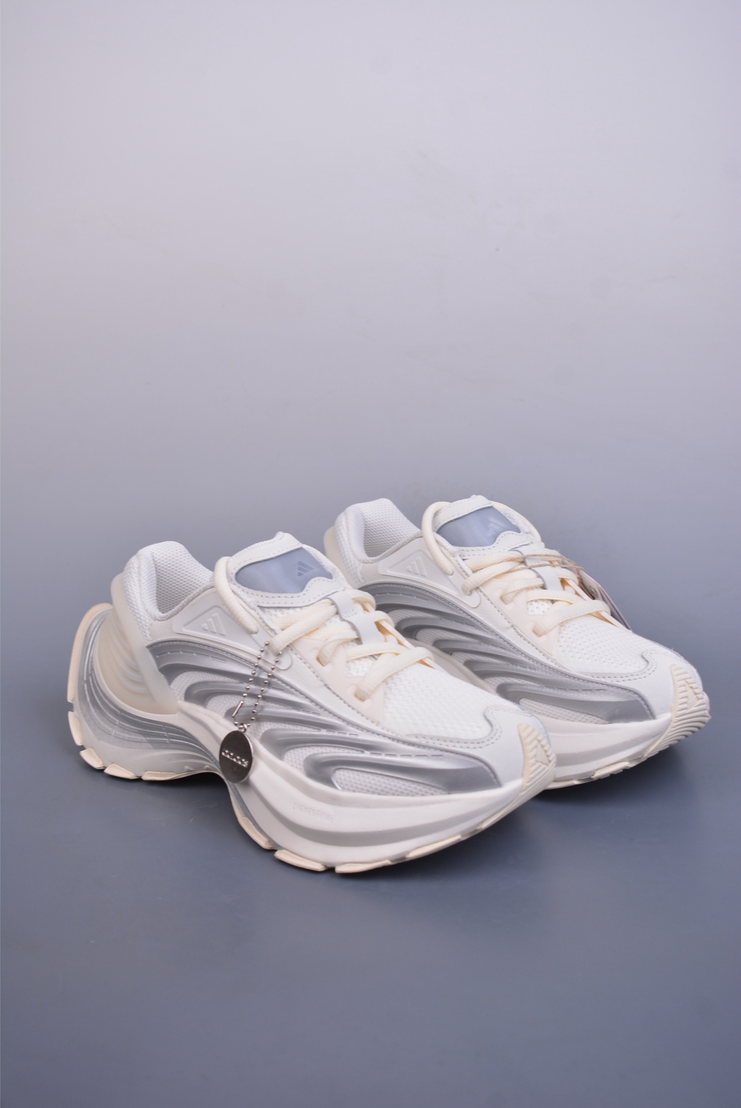 240  Adidas Vento XLG MTW 复古休闲老爹鞋   JR6390