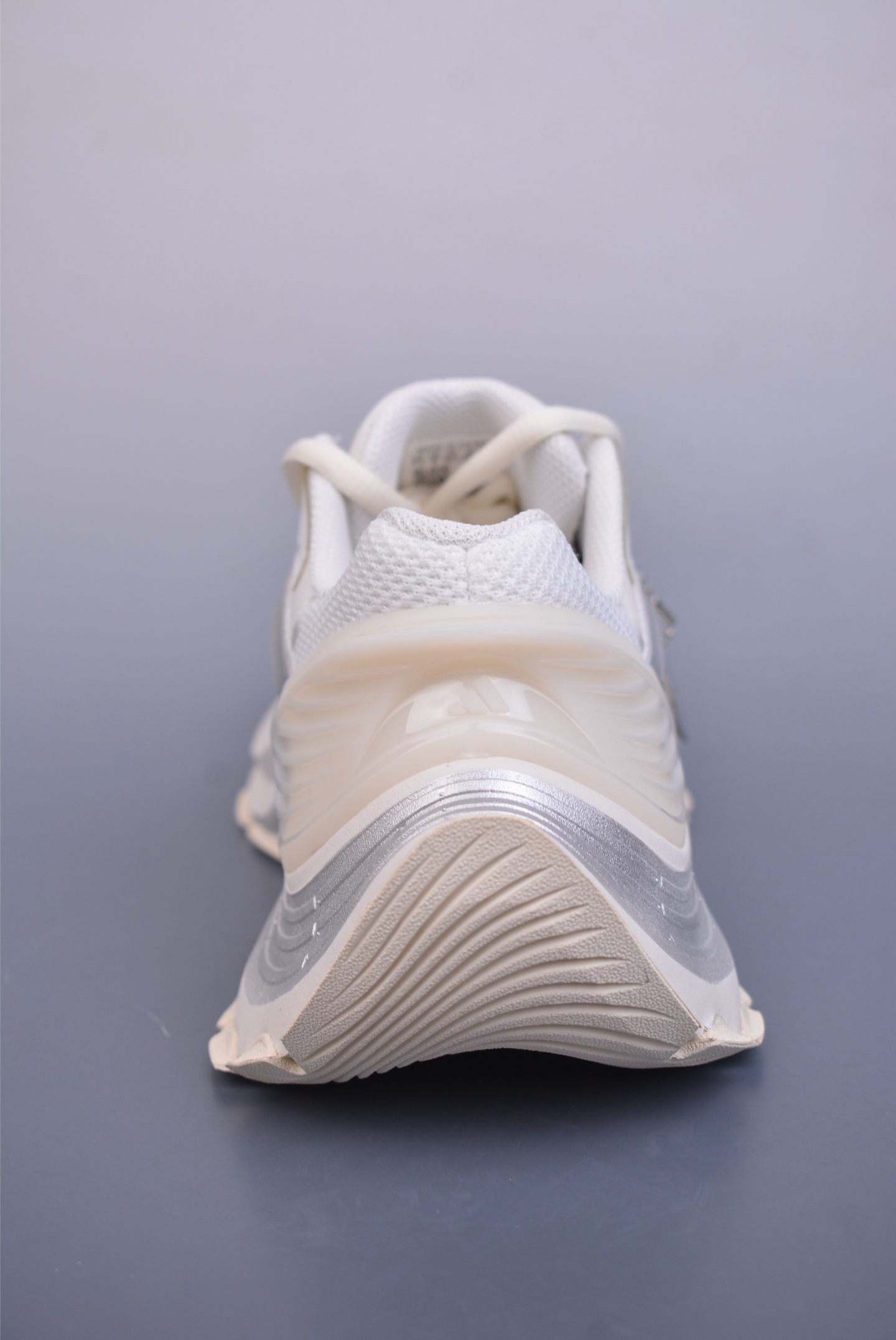 240  Adidas Vento XLG MTW 复古休闲老爹鞋   JR6390