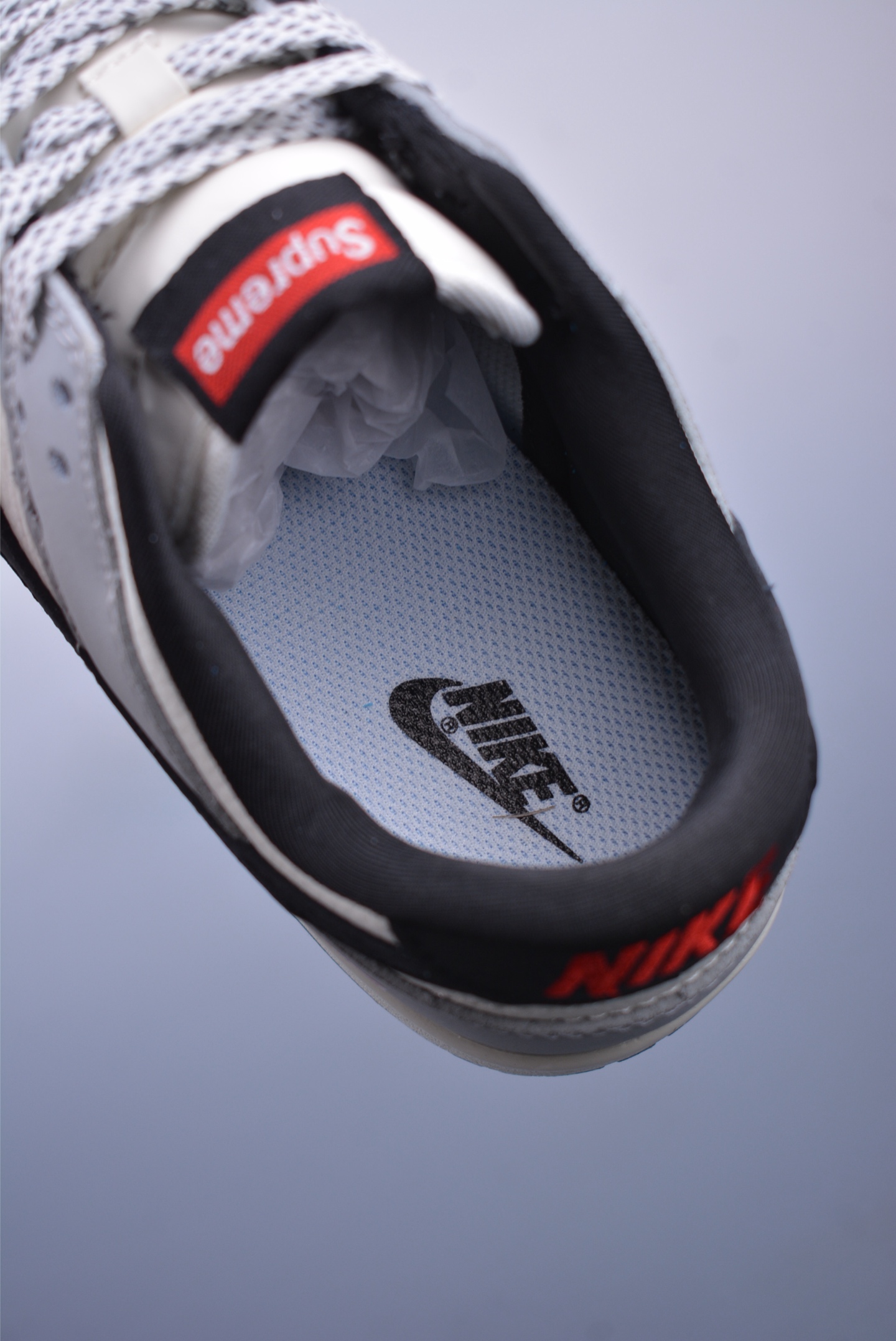 260  Nike SB Dunk Low Supreme联名  XY2026-152