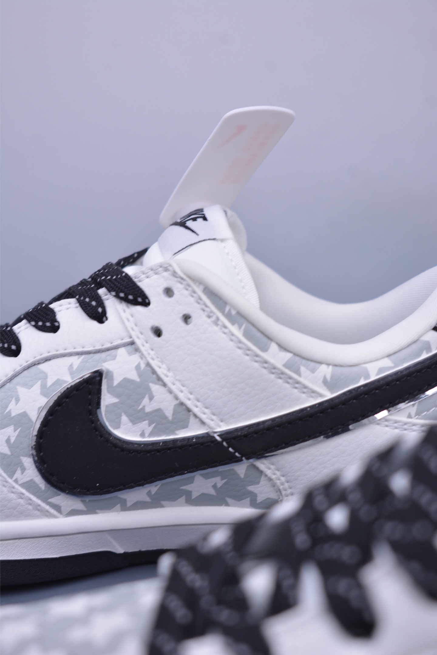 280  Nike SB Dunk Low 猿人头联名   CS1688-104