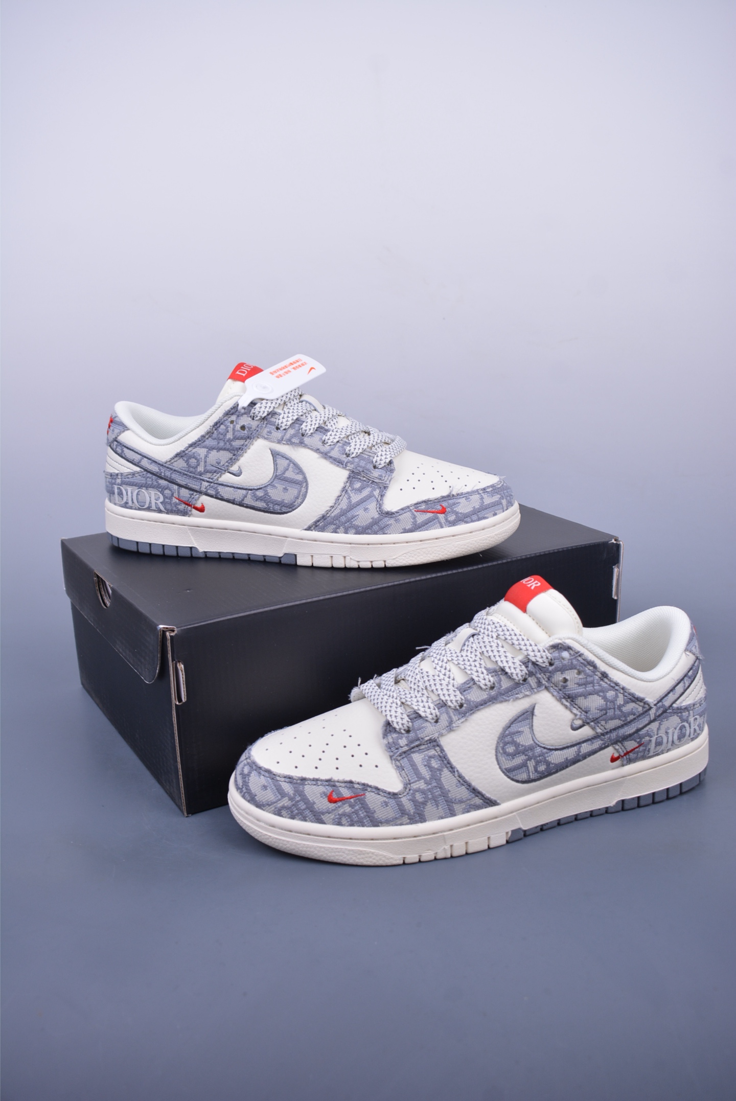 280  Nike SB Dunk LowDior联名   SJ0558-013