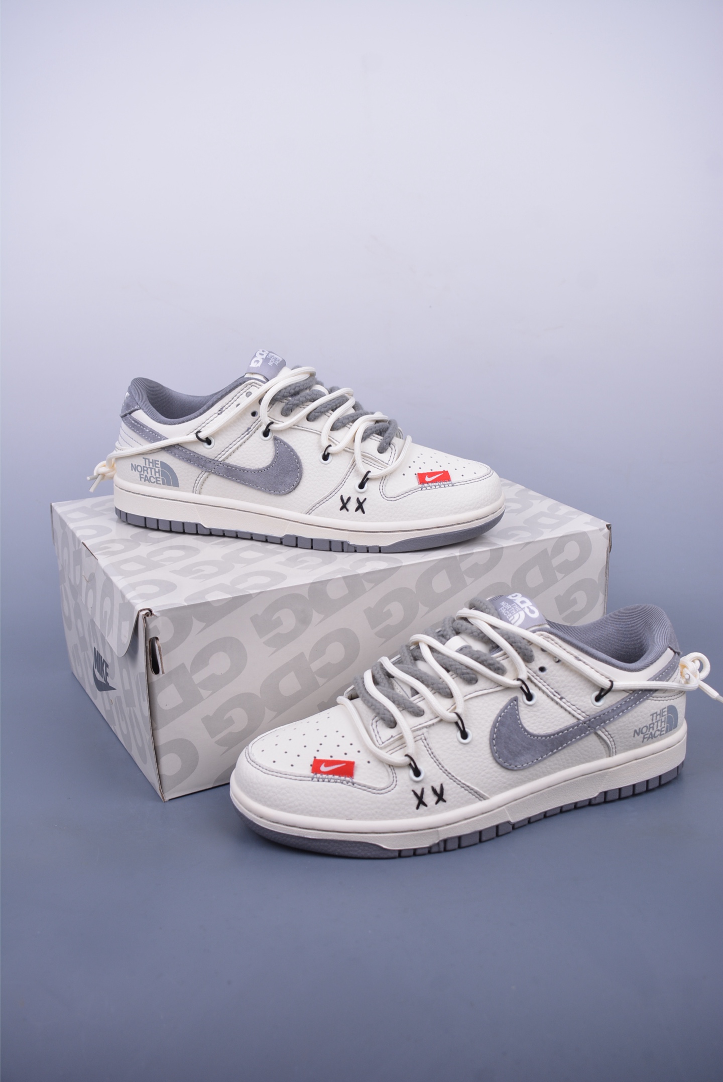 300  Nike SB Dunk Low 北面联名 解构抽绳鞋带  YX5066-285
