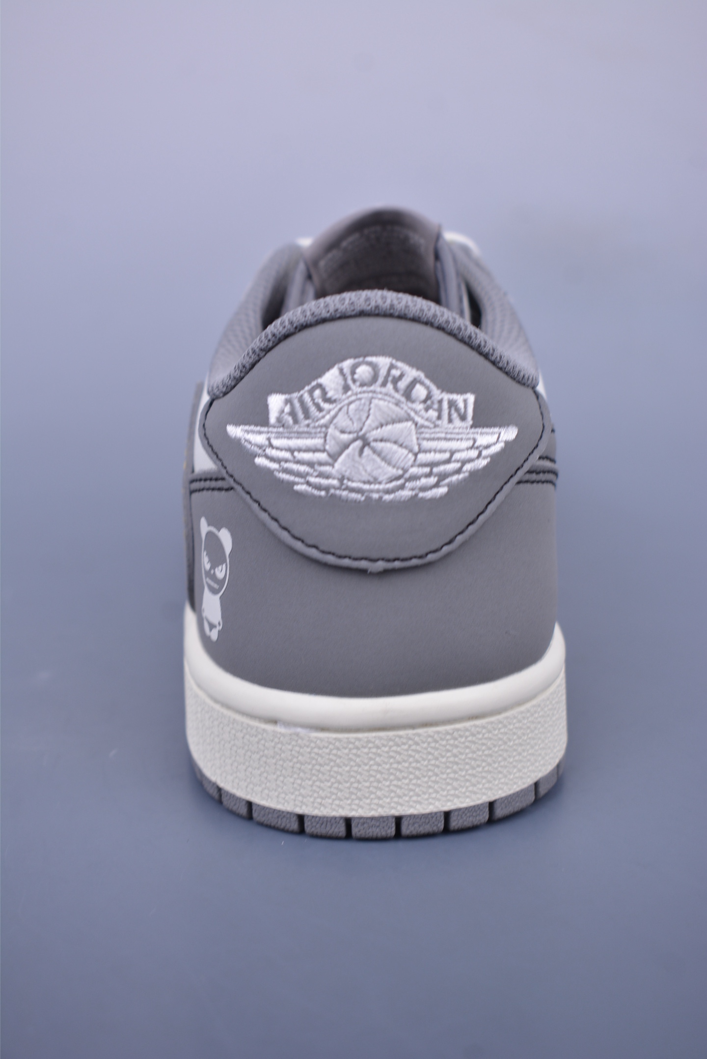 260  Fragment x Travis Scott x 暴力熊 Air Jordan 1 Low 三方联名倒钩  XD1568-106