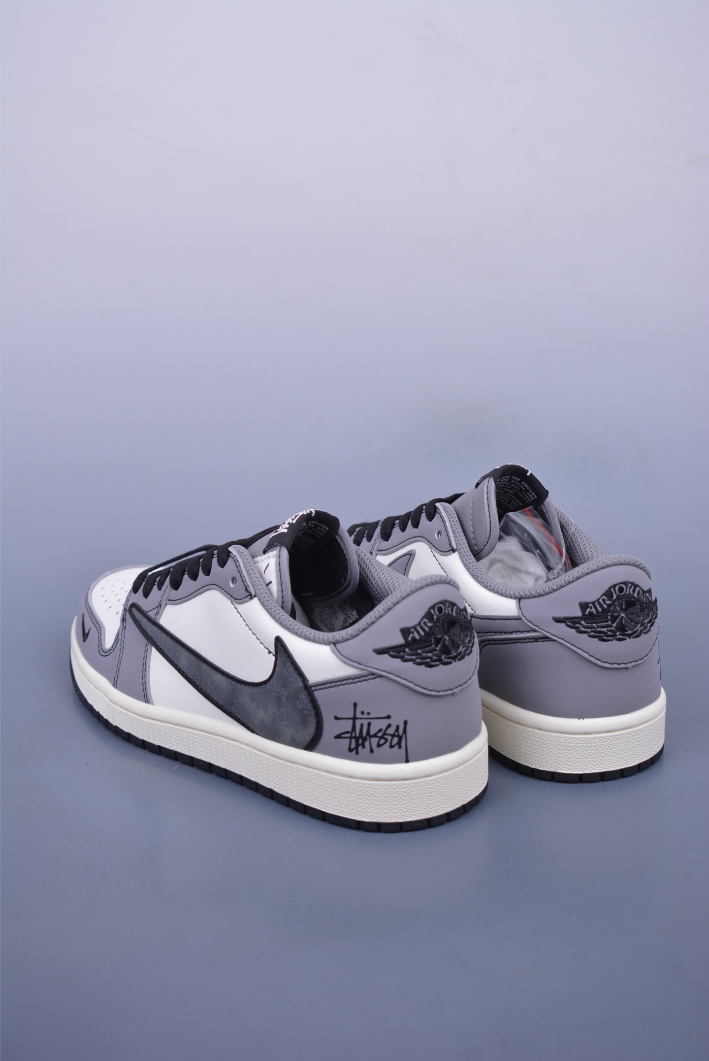 260  Fragment x Travis Scott x 斯图西 Air Jordan 1 Low 三方联名倒钩 XD1568-109