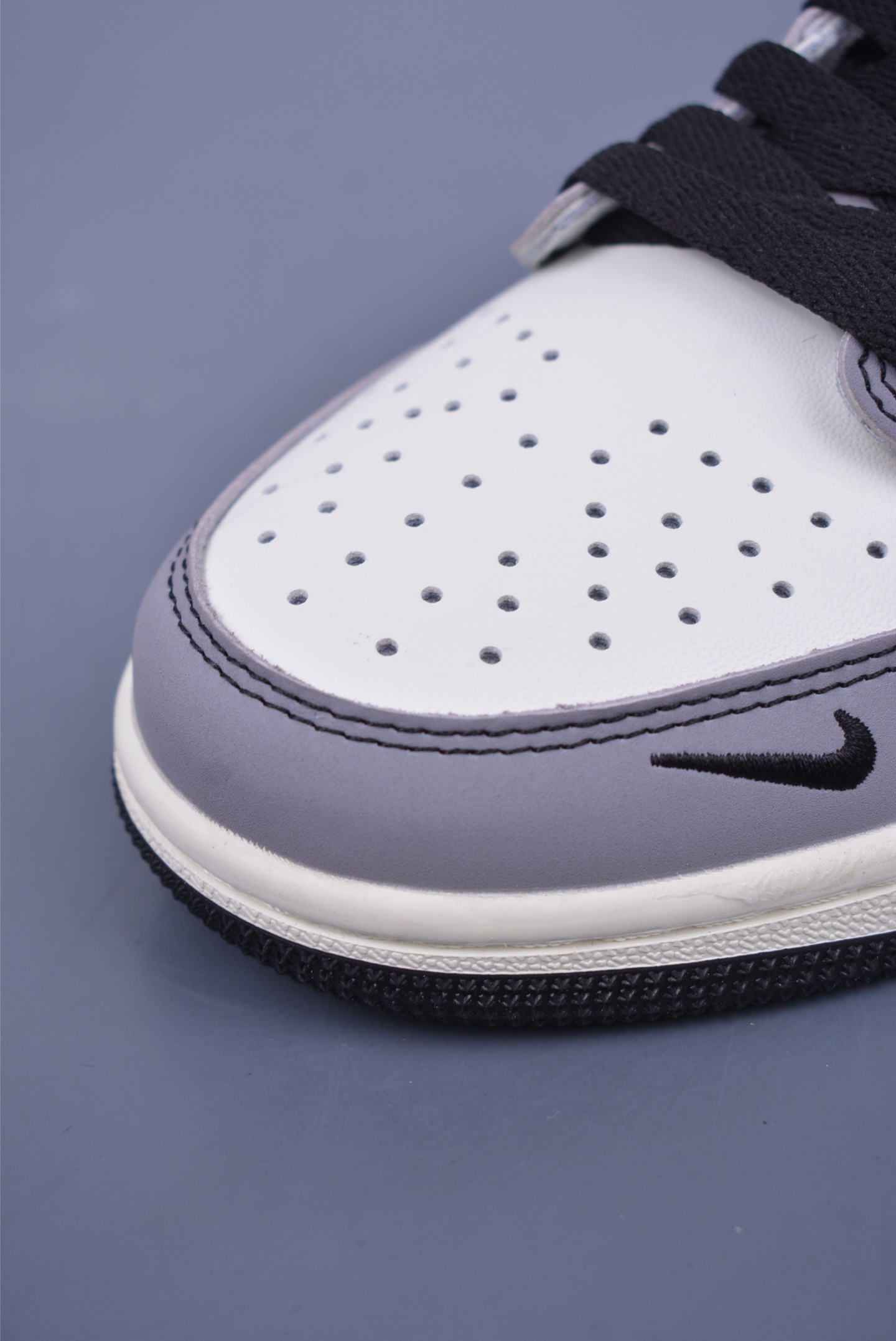 260  Fragment x Travis Scott x 斯图西 Air Jordan 1 Low 三方联名倒钩 XD1568-109