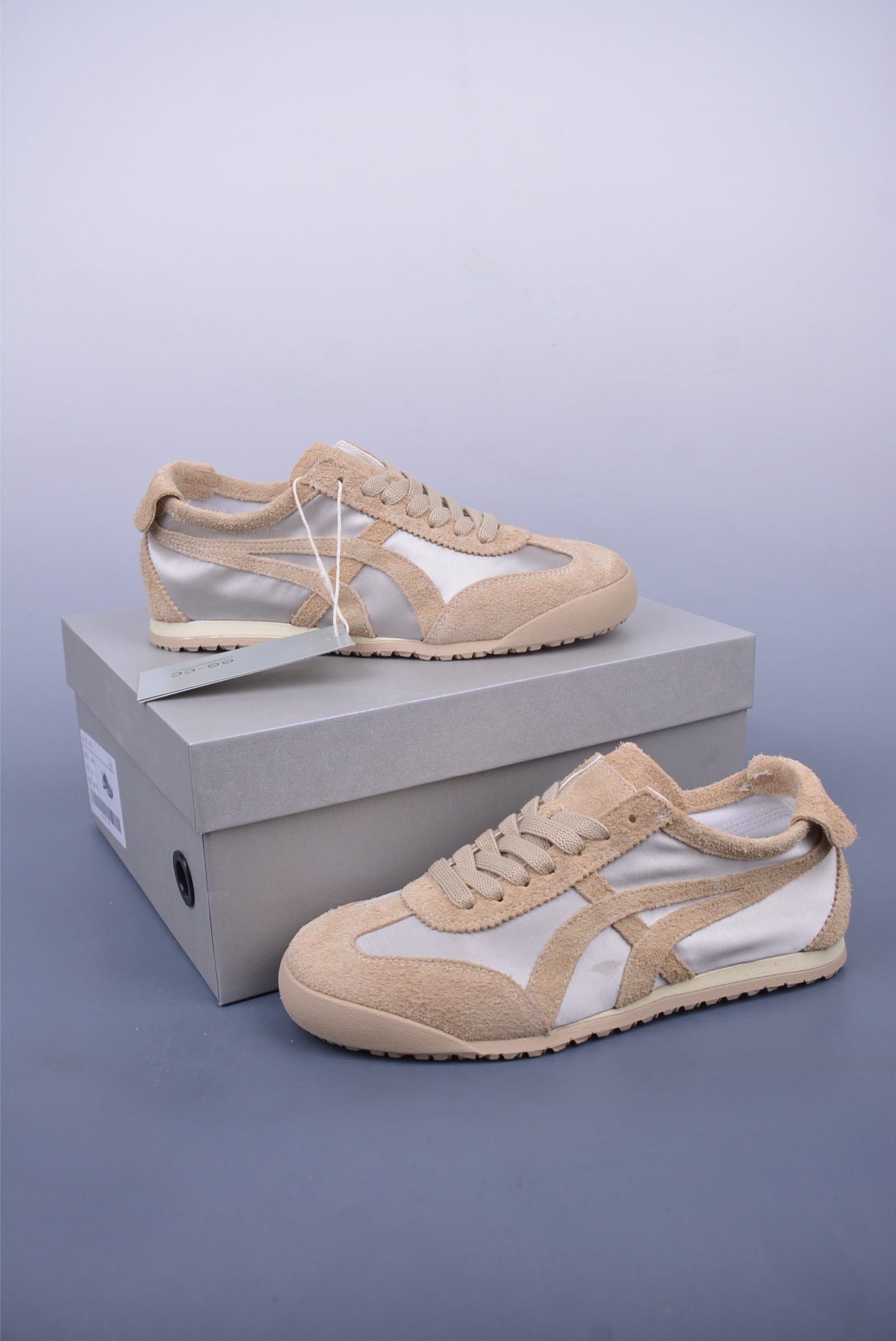 220  GG-CC Chunky Low  厚底增高运动老爹鞋   60191622