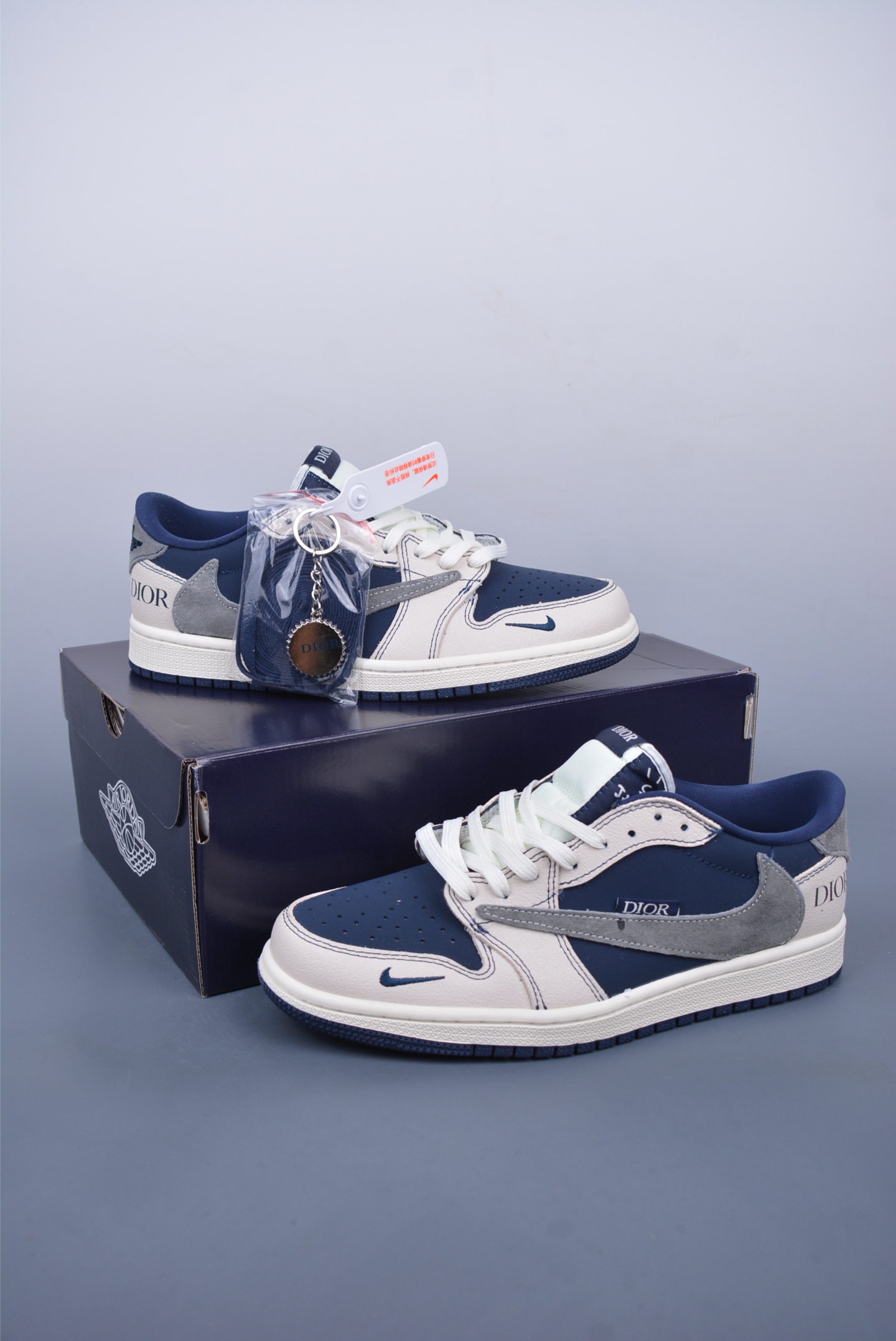 280  Fragment x Travis Scott x Dior Air Jordan 1 Low 三方联名倒钩  XS2024-012