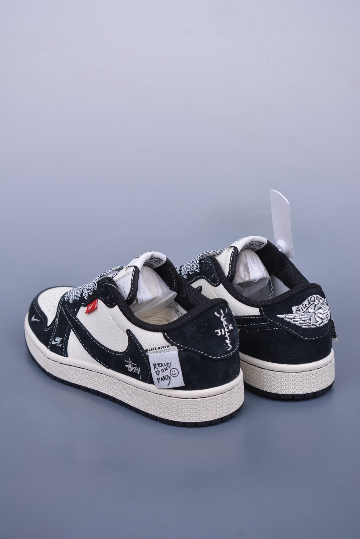 280  Fragment x Travis Scott x 斯图西 Air Jordan 1 Low 三方联名倒钩  YX5066-299