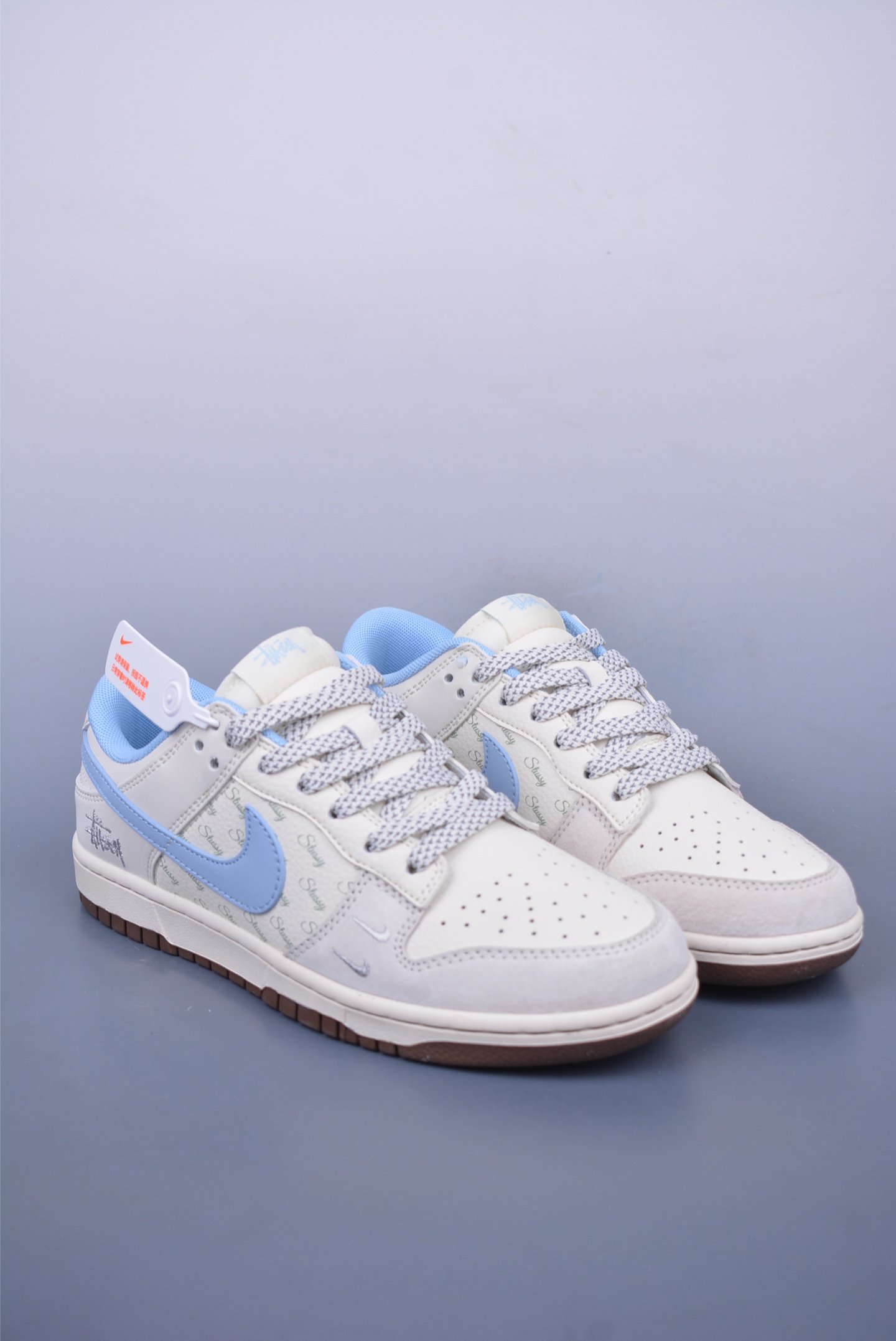280  Nike SB Dunk Low 斯图西联名  ZH2598-248