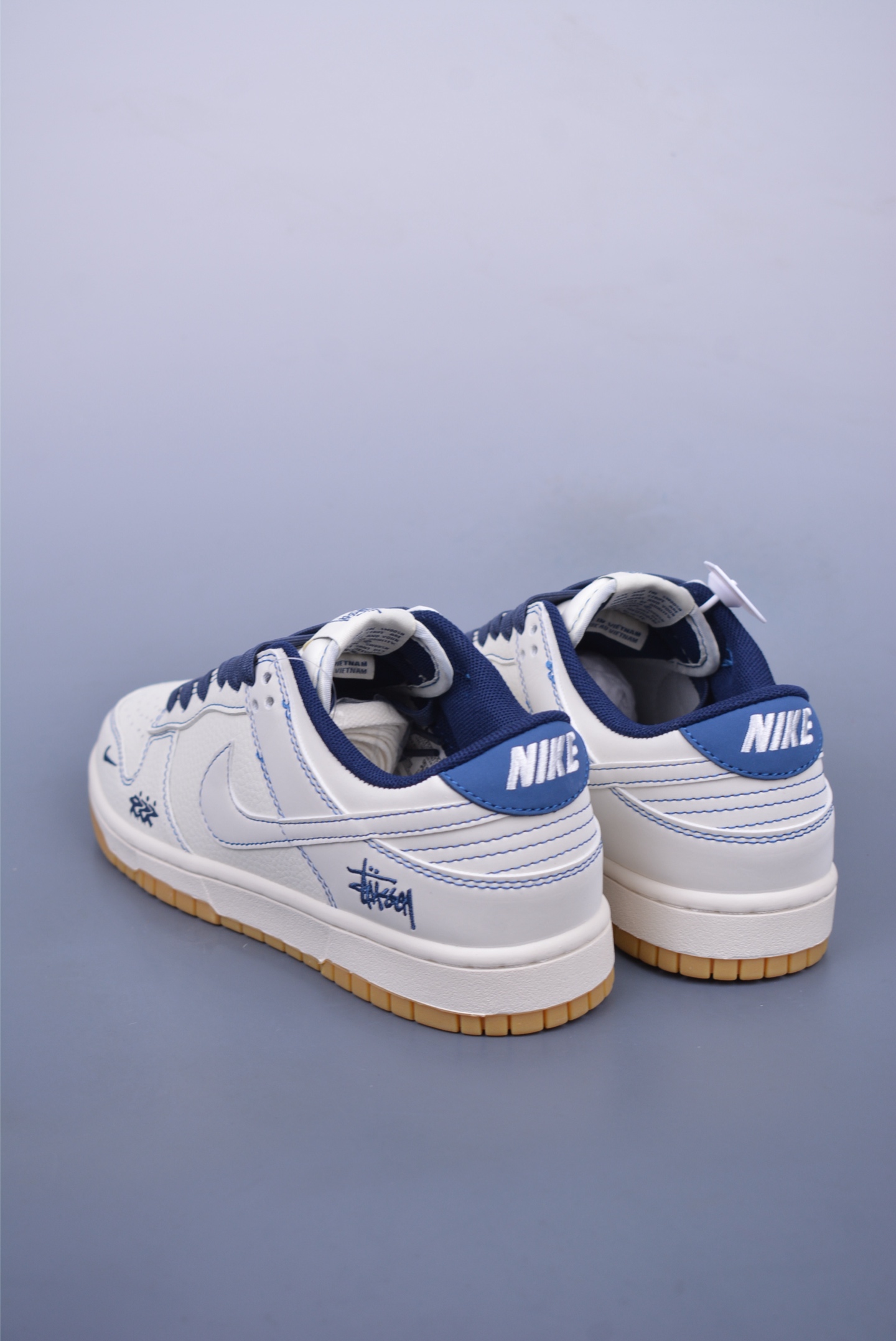280  Nike SB Dunk Low 斯图西联名   JJ2508-559