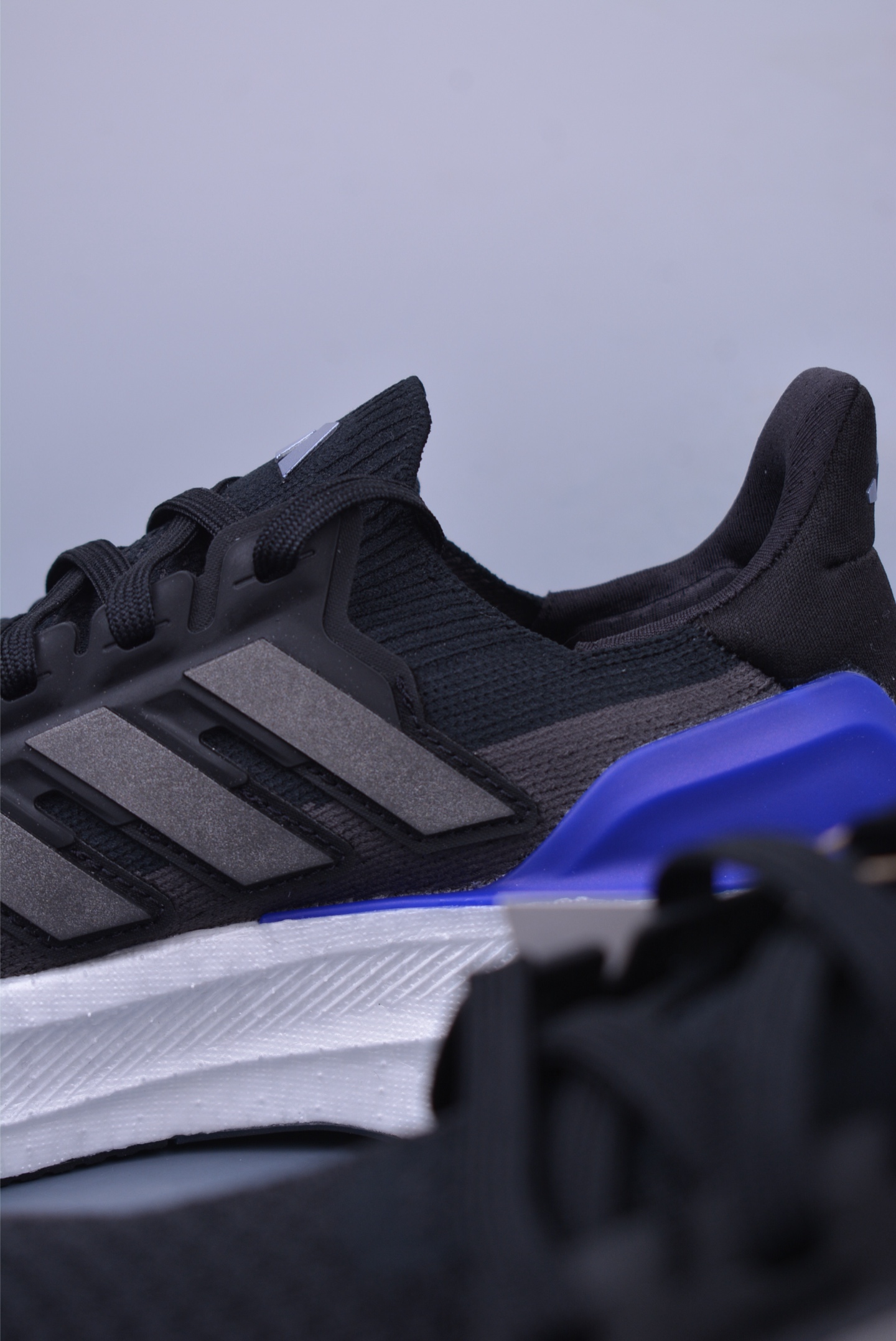 210 Adidas ULTRA BOOST 5代 缓震运动休闲轻便透气跑步鞋 JH9082