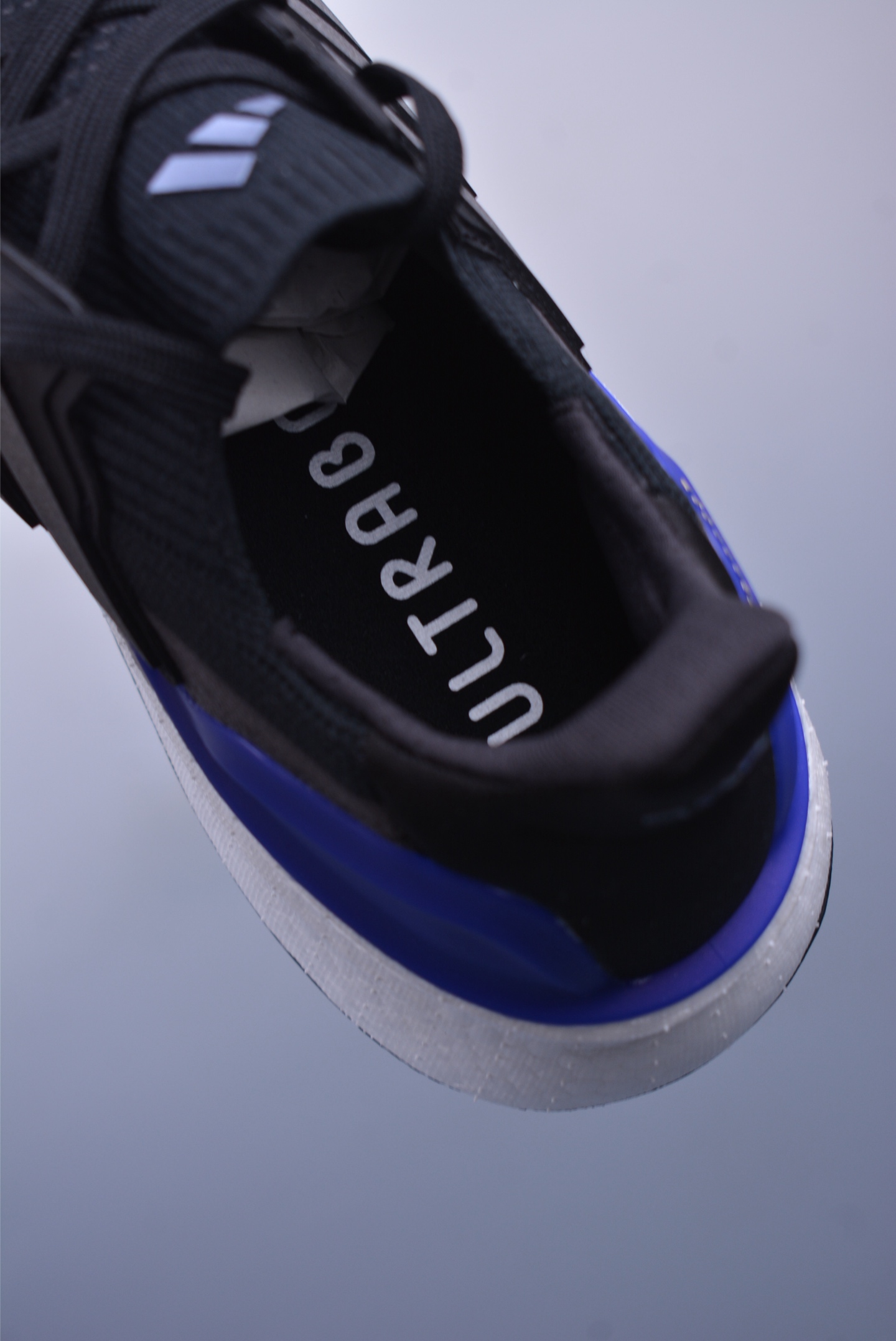 210 Adidas ULTRA BOOST 5代 缓震运动休闲轻便透气跑步鞋 JH9082