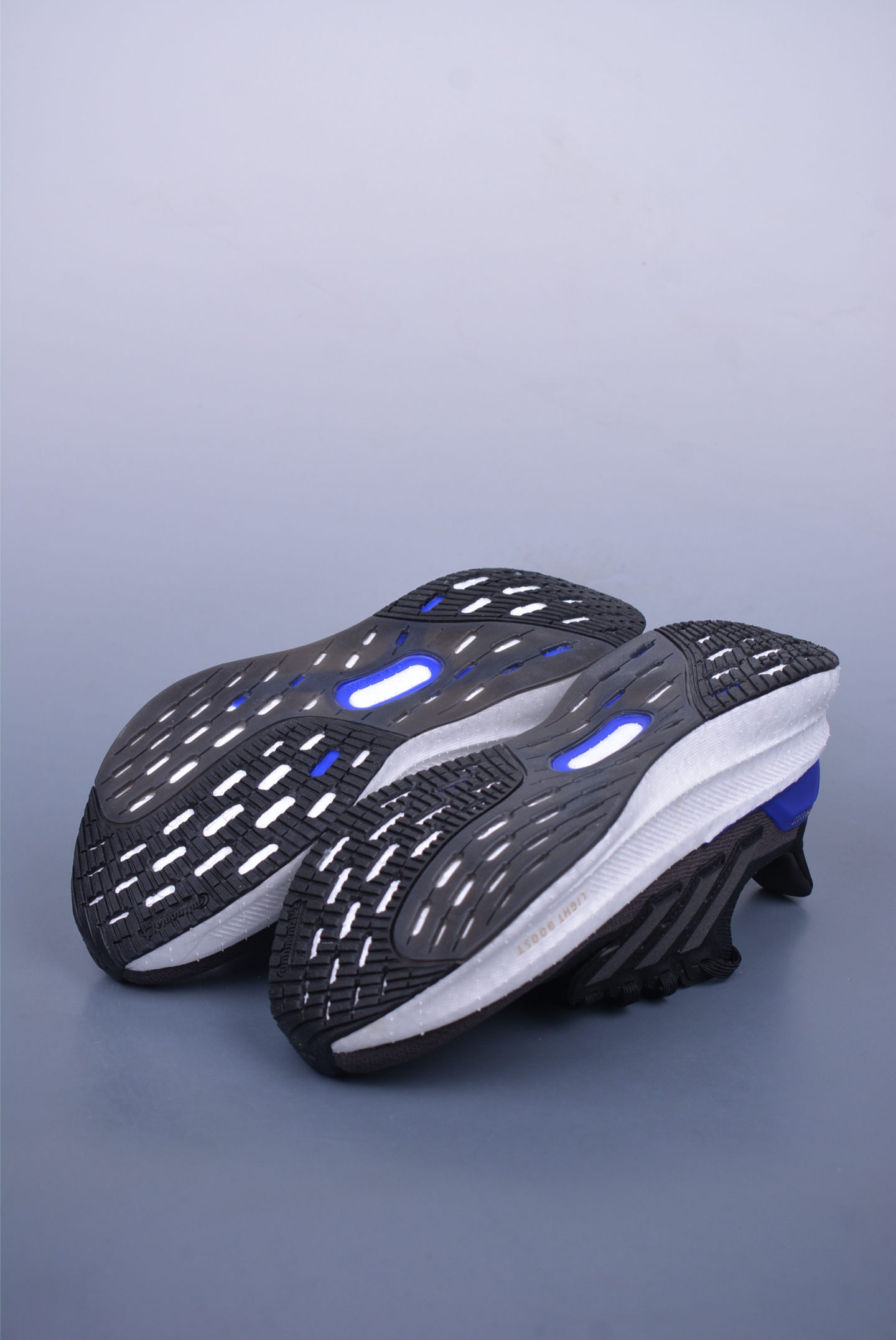 210 Adidas ULTRA BOOST 5代 缓震运动休闲轻便透气跑步鞋 JH9082