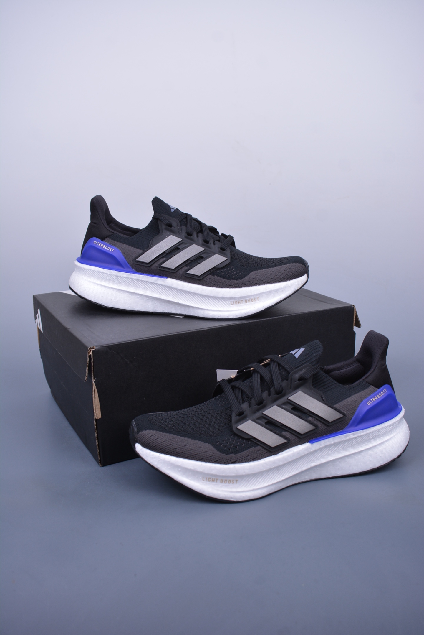 210 Adidas ULTRA BOOST 5代 缓震运动休闲轻便透气跑步鞋 JH9082