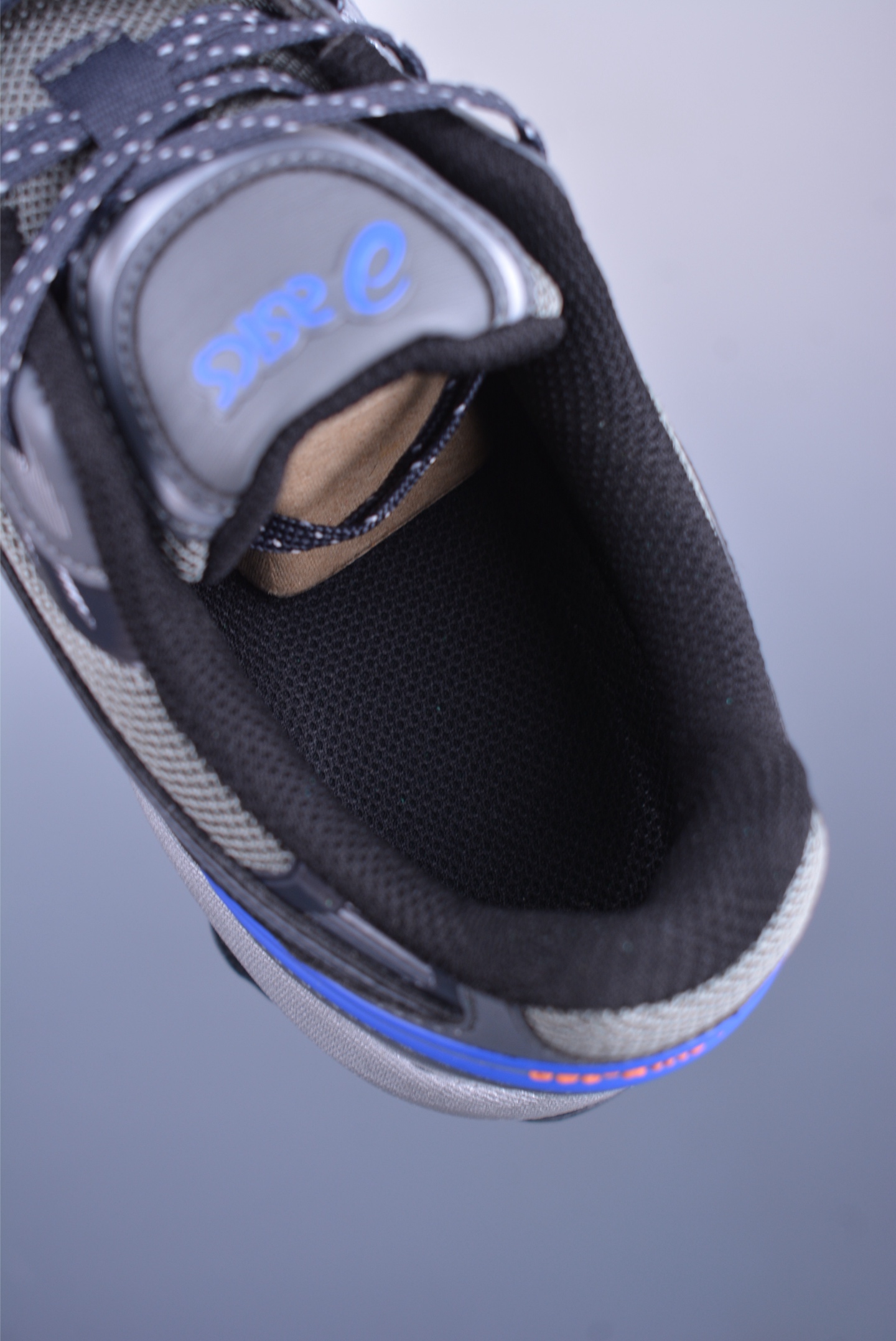260 Asics Gel-Kinetic Fluent 纯原版本 亚瑟士运动休闲透气专业跑鞋 1203A799-020