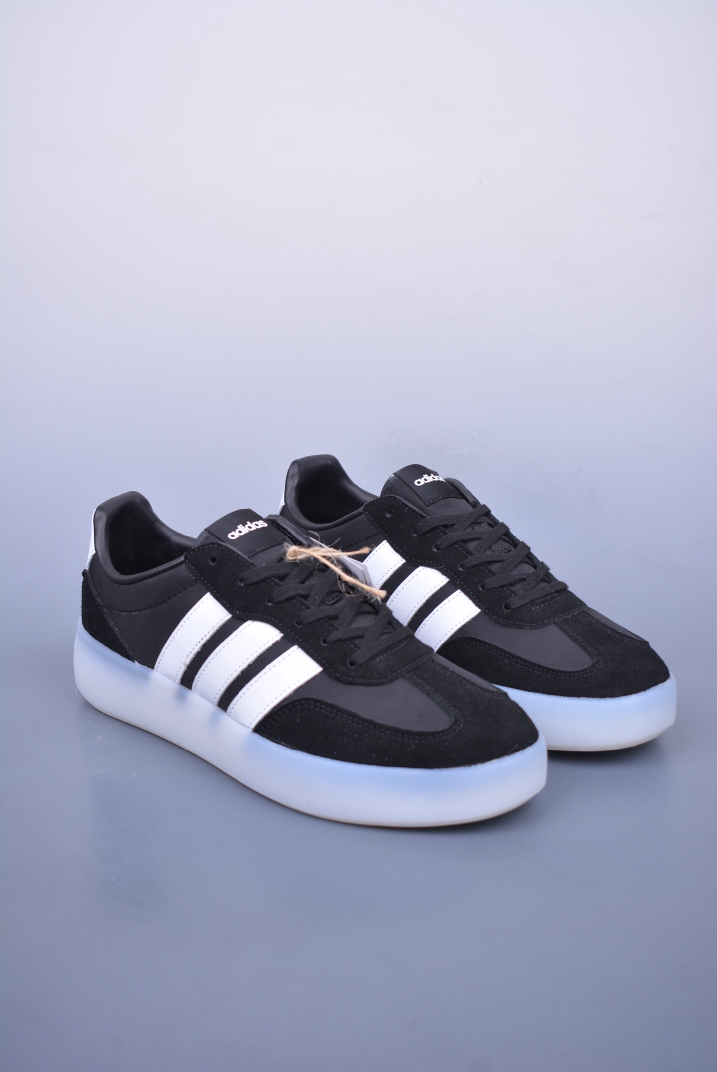 180 Adidas Barreda Decode 阿迪舒适减震低帮休闲板鞋 JI2316
