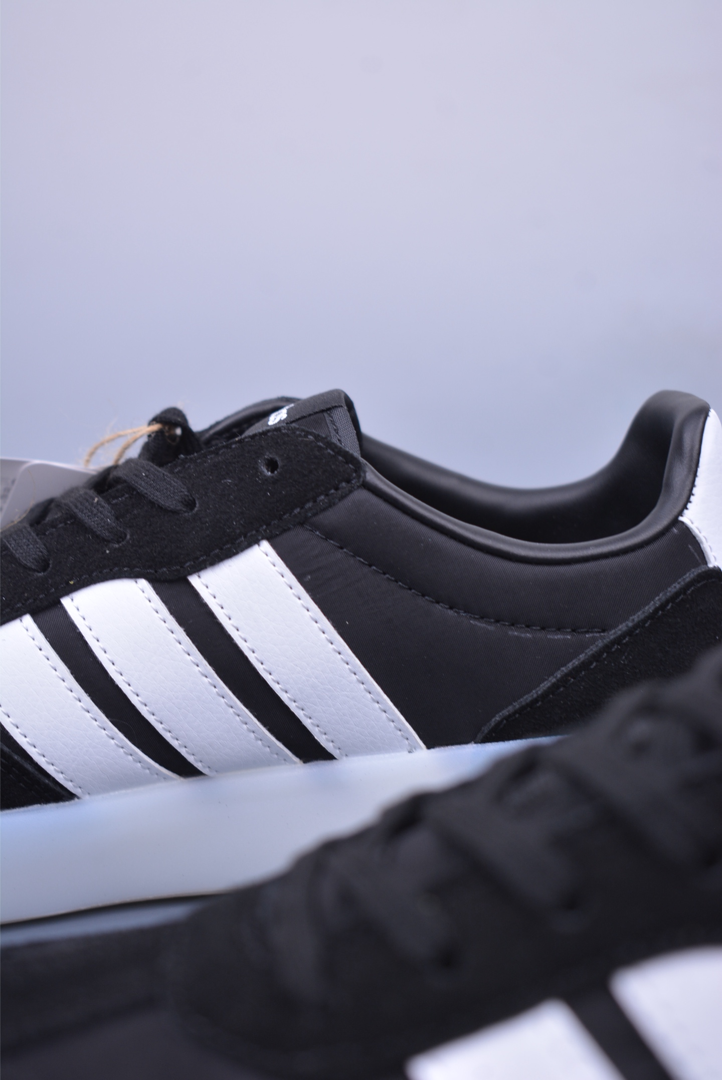 180 Adidas Barreda Decode 阿迪舒适减震低帮休闲板鞋 JI2316
