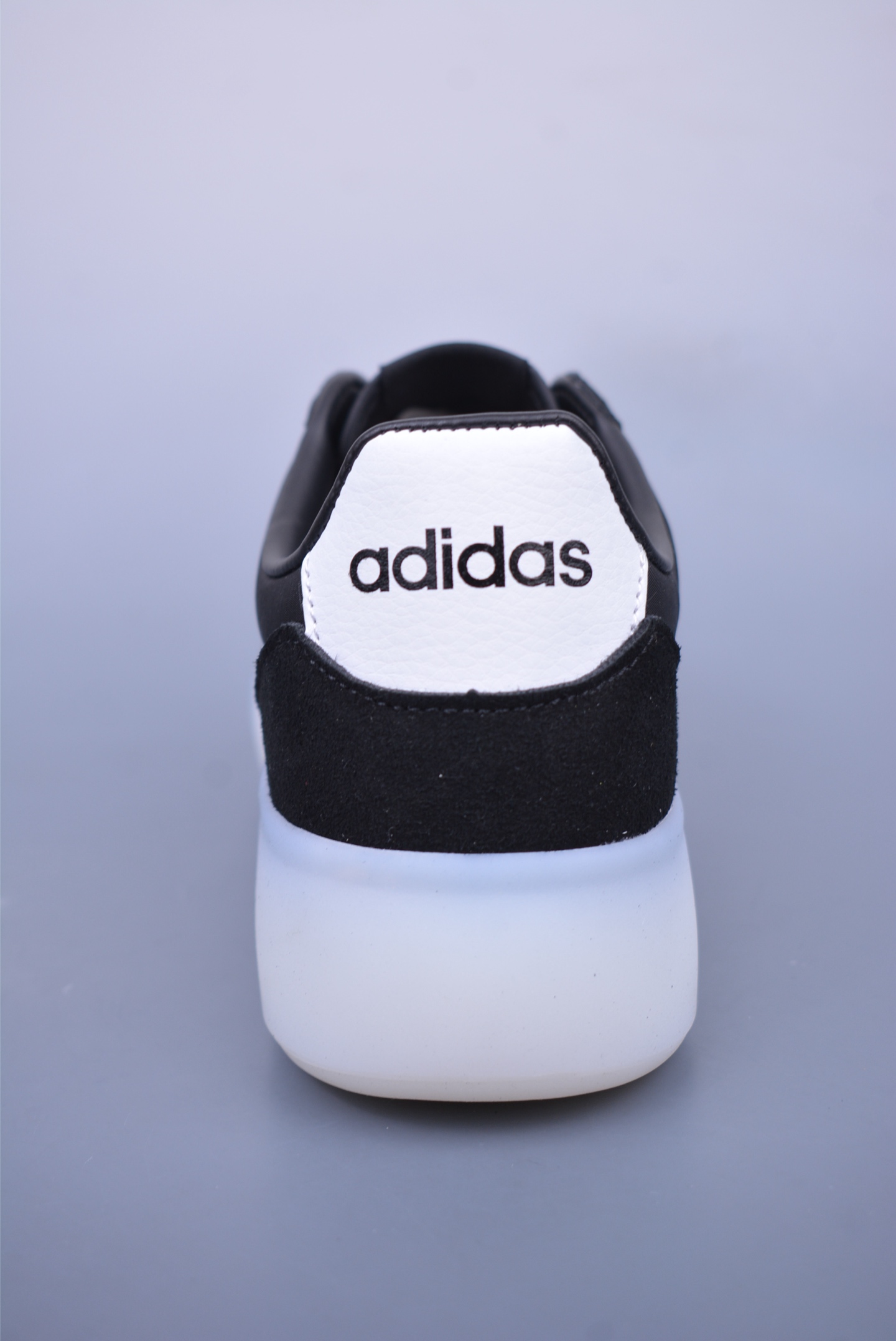 180 Adidas Barreda Decode 阿迪舒适减震低帮休闲板鞋 JI2316