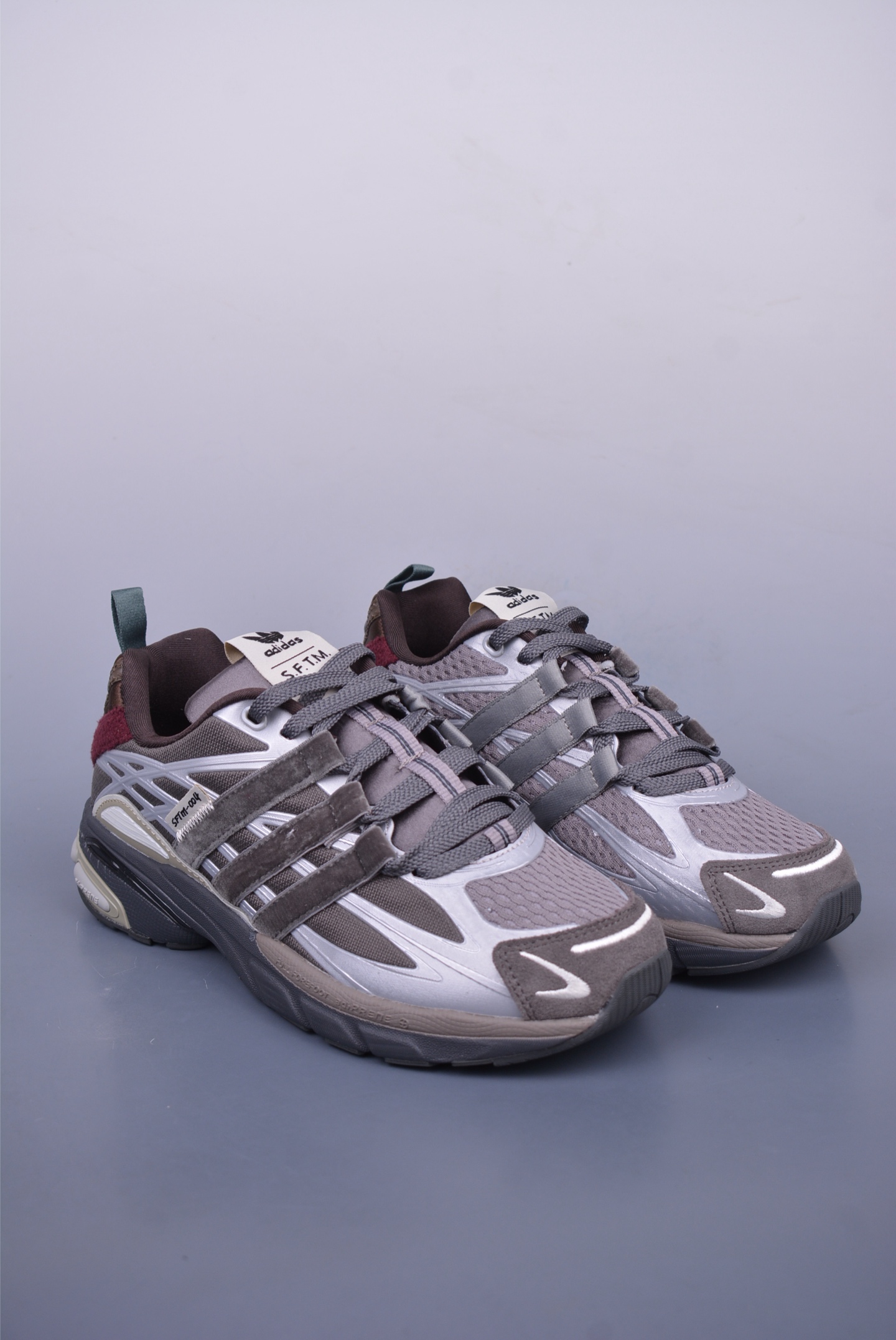 Song For The Mute x Adidas Originals Adistar Cushion 舒适防滑减震 复古跑鞋 JH9009