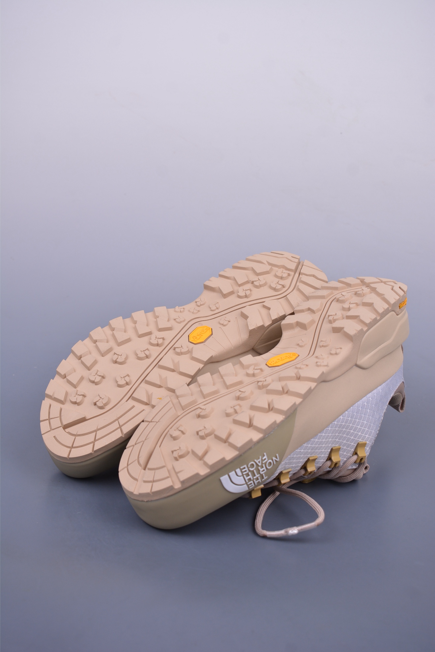 北面THE NORTH FACE GLENCLYFFE 广东大厂品质 面料采用进口磨砂牛皮 NF0A817B