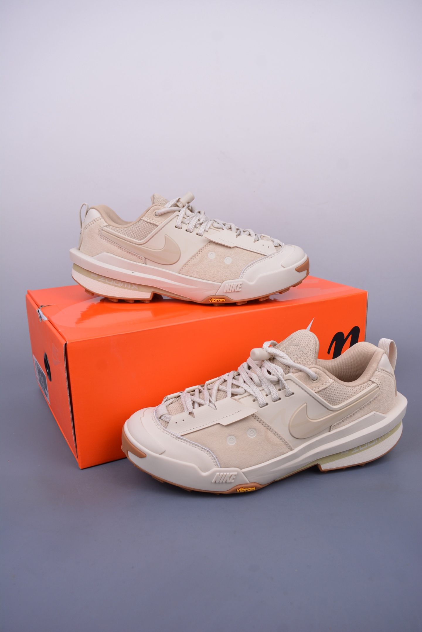 Sacai x Nike Zegamadome SP 联名款 机能风休闲运动鞋 HQ8618-101