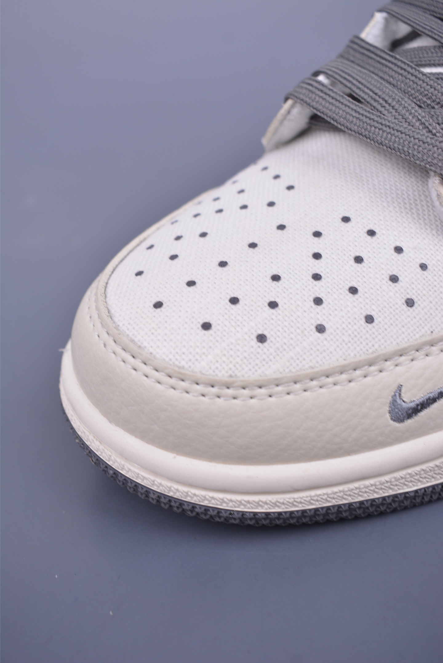 Fragment x Travis Scott x 暴力熊 Air Jordan 1 Low 三方联名倒钩 XS2024-005