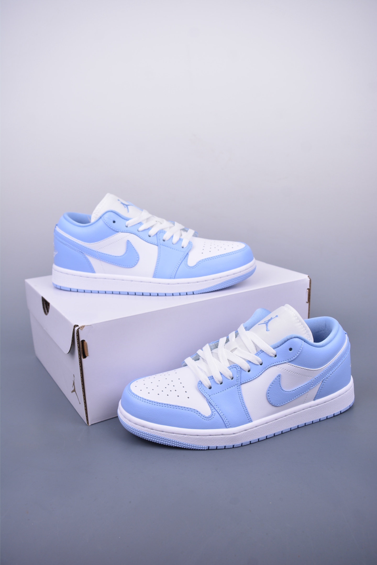 200 Air Jordan 1 Low 浅蓝色 AJ1乔1低帮休闲板鞋 DC0774-142