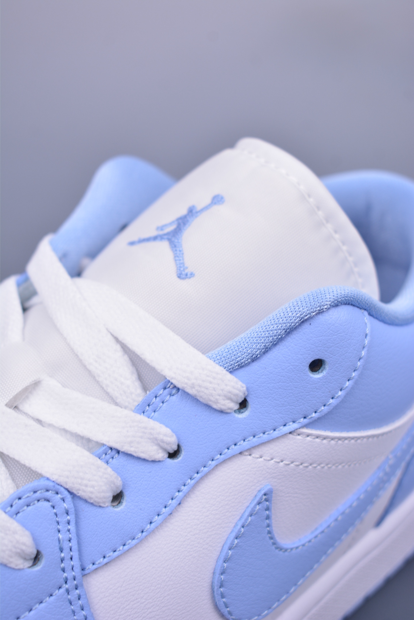 200 Air Jordan 1 Low 浅蓝色 AJ1乔1低帮休闲板鞋 DC0774-142