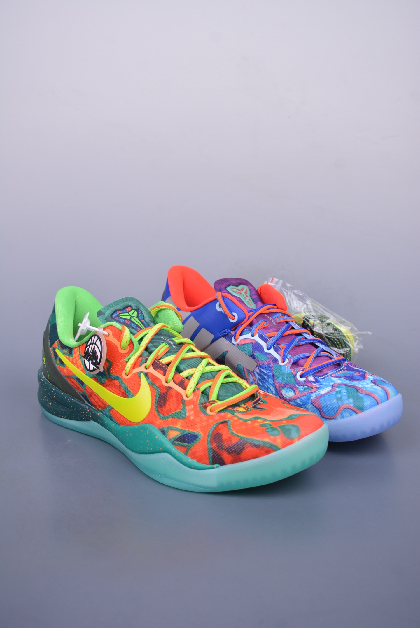 380 Nike Kobe 8 Protro ”What The Kobe” 科比8代 低帮篮球鞋/鸳鸯 橙蓝 灭世版本 HM9621-900