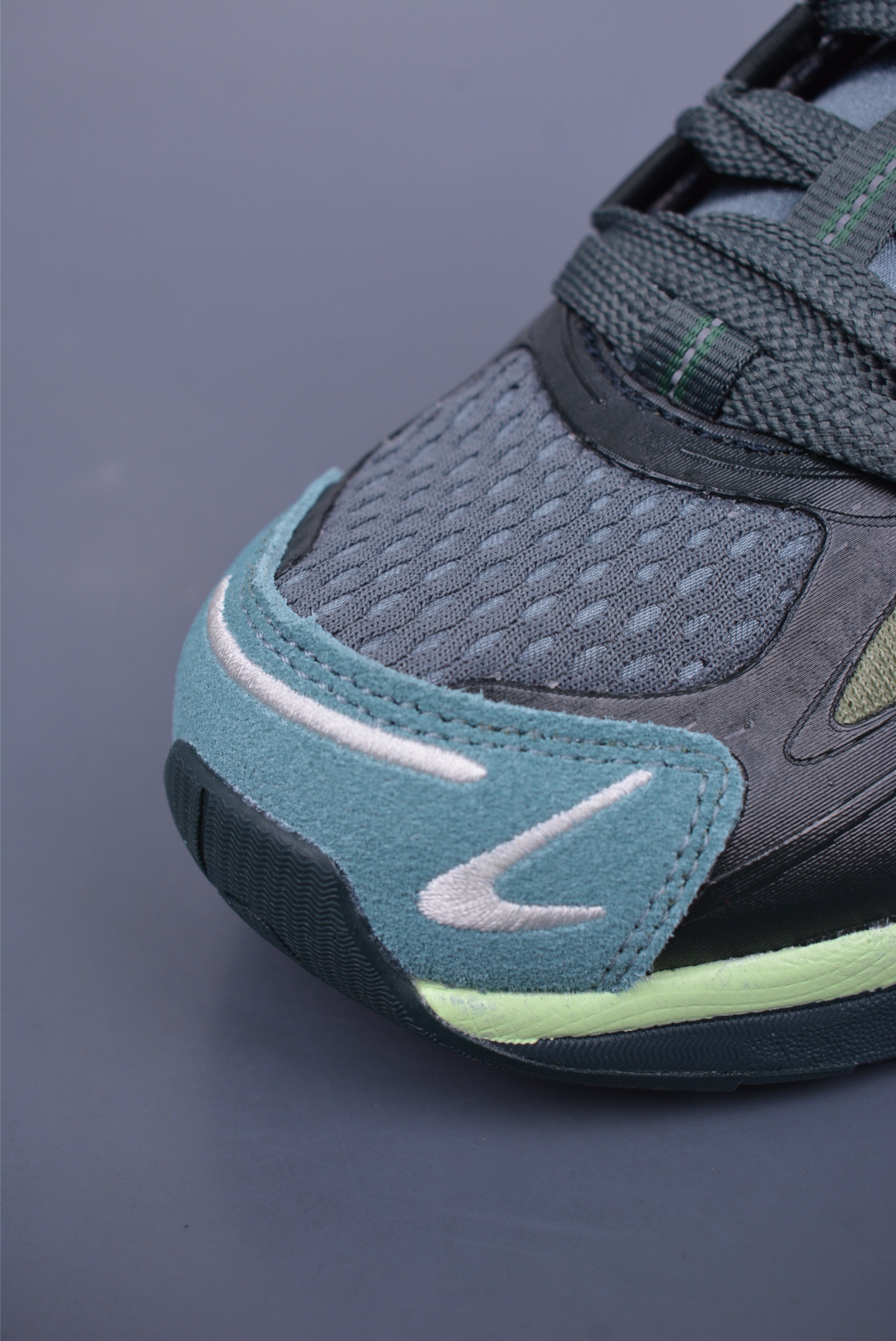 200 Song For The Mute x Adidas Originals Adistar Cushion 舒适防滑减震 复古跑鞋 JH9008