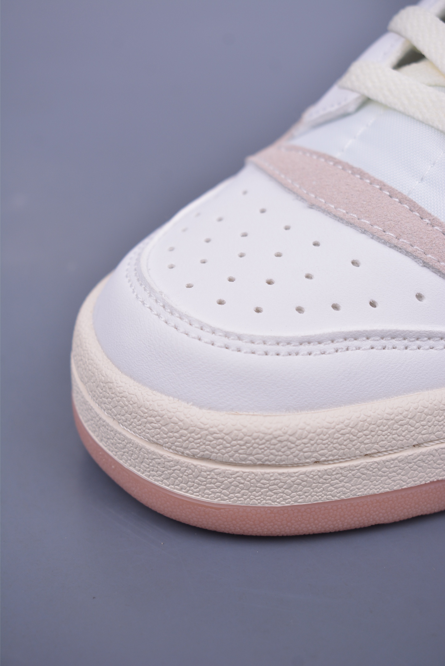 180 阿迪达斯 Adidas Forum Low CL 低帮百搭潮流休闲运动板鞋 IG3964