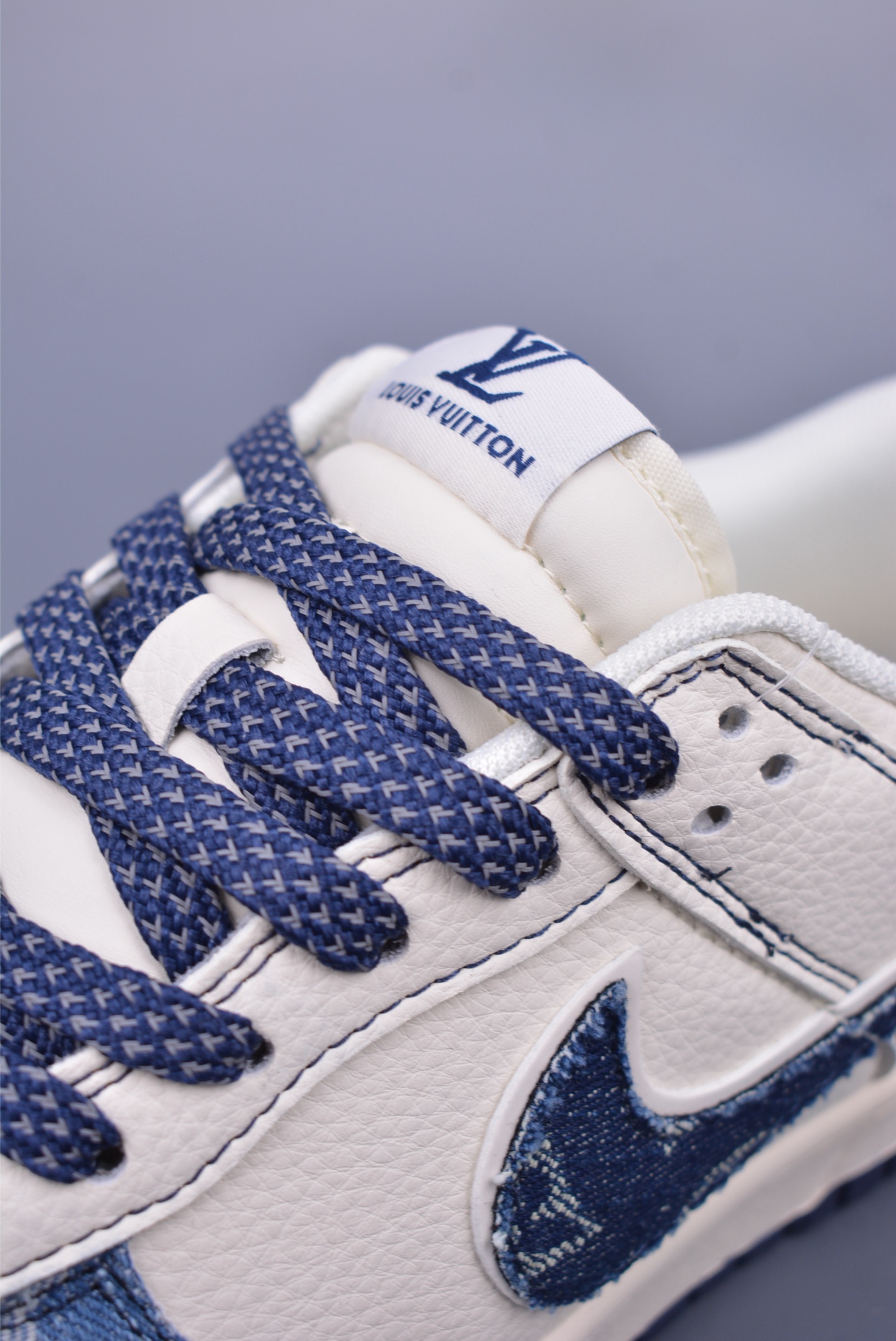 280 Nike SB Dunk Low LV联名 XX3168-142