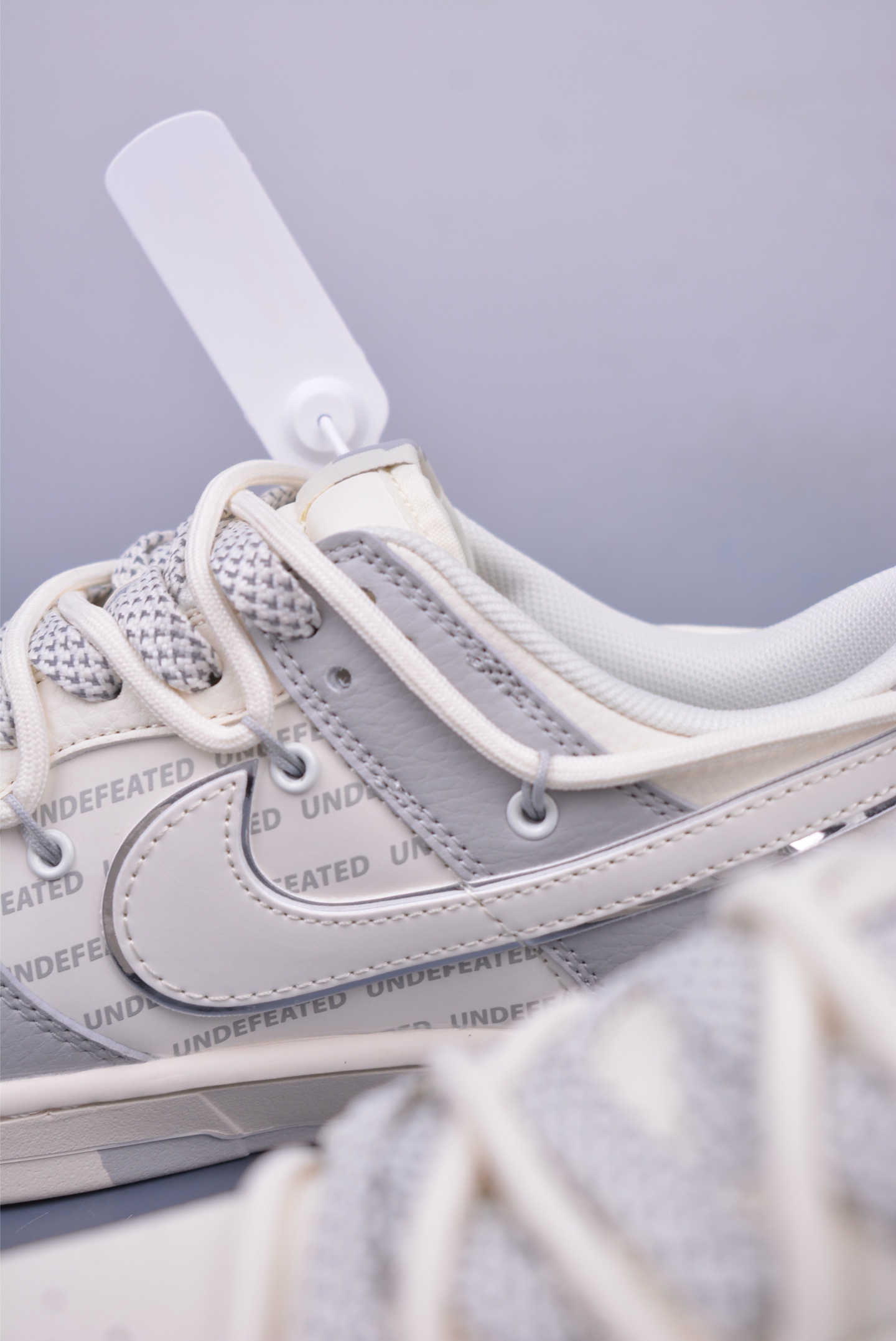 300 Nike SB Dunk Low UN联名 解构抽绳鞋带 DM6868-079