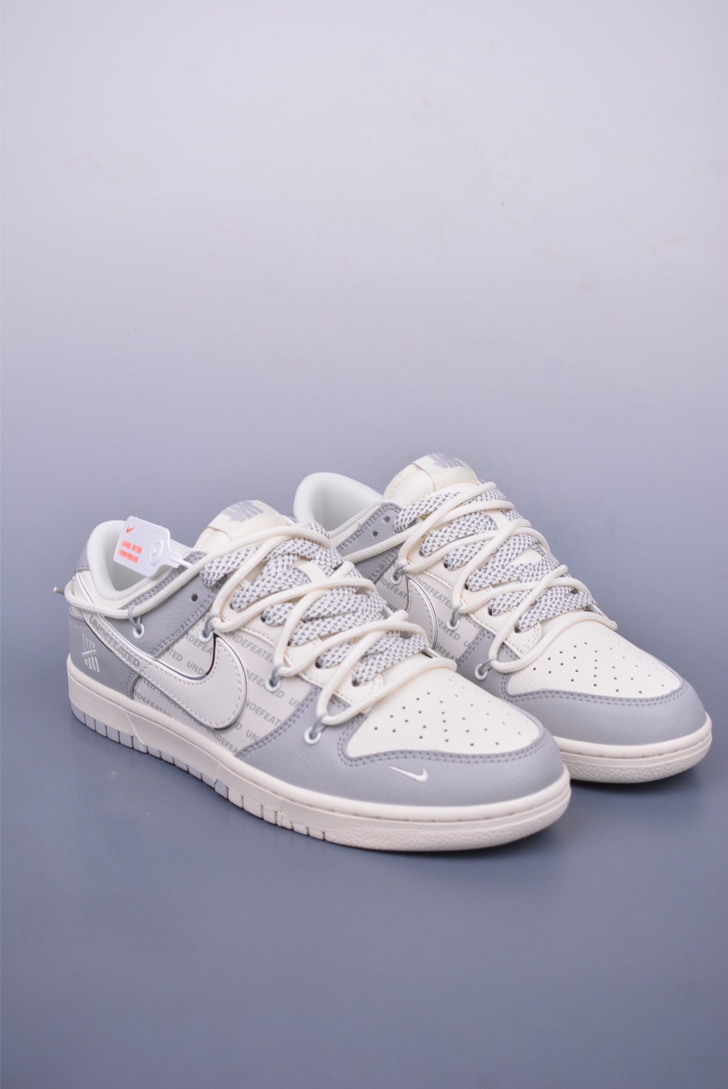 300 Nike SB Dunk Low UN联名 解构抽绳鞋带 DM6868-079