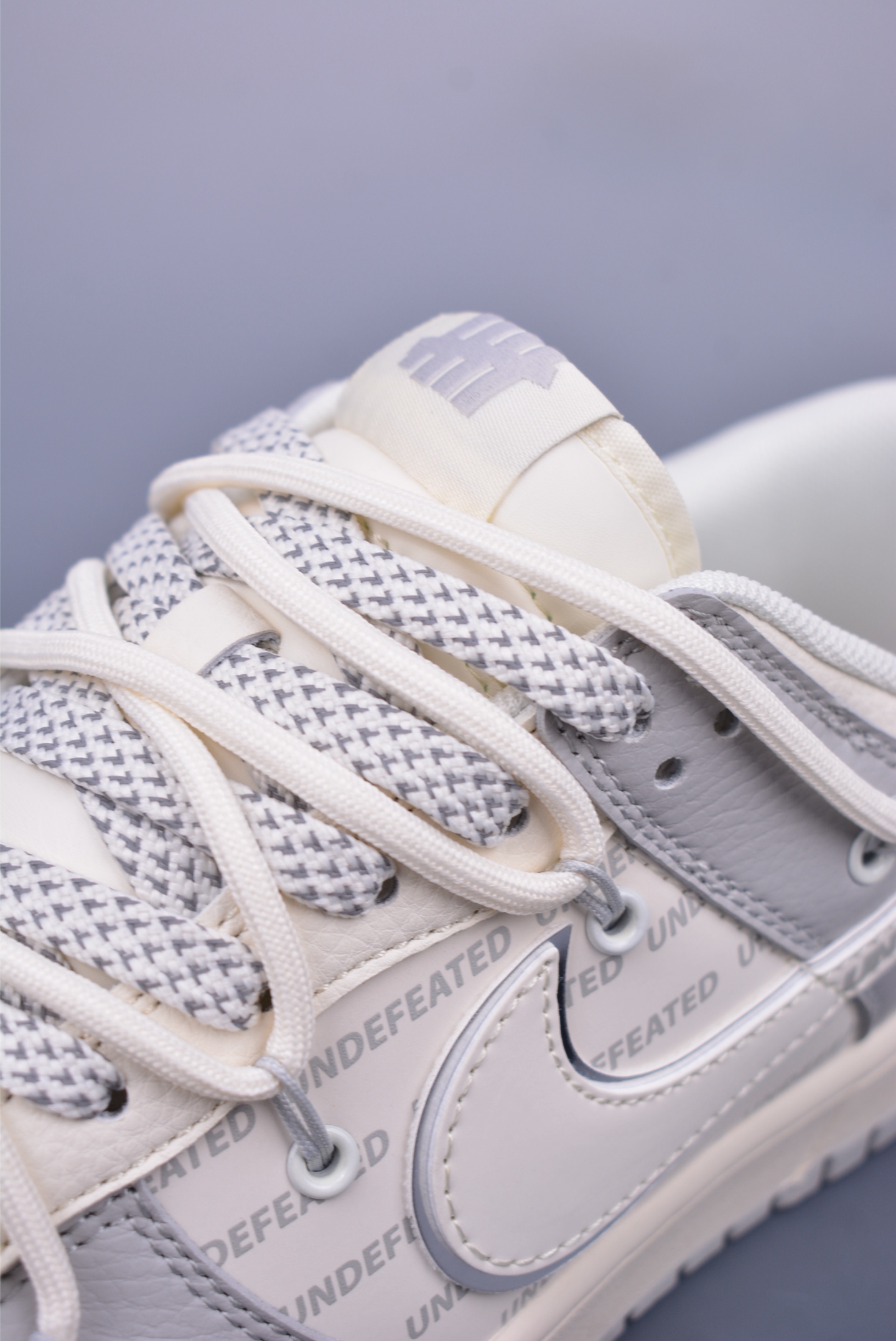300 Nike SB Dunk Low UN联名 解构抽绳鞋带 DM6868-079