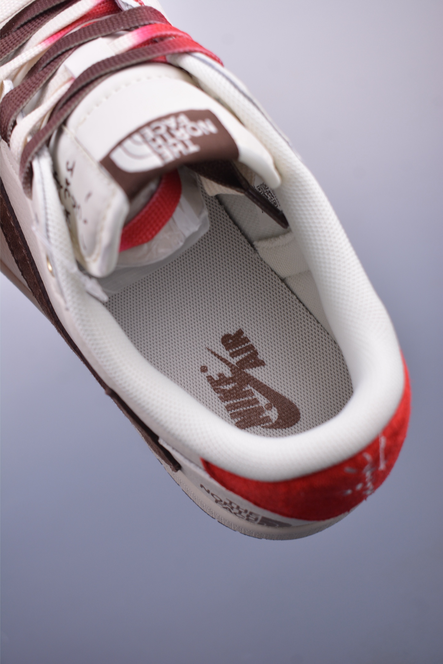 Fragment x Travis Scott x 北面 Air Jordan 1 Low 三方联名倒钩 FC1688-213