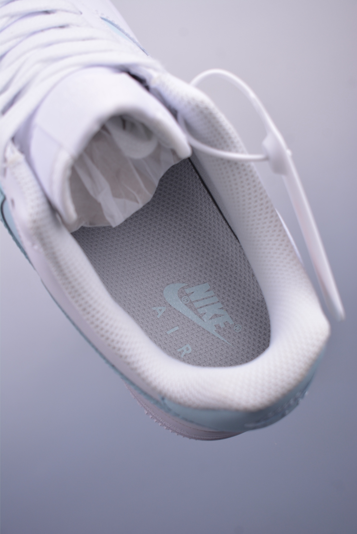 200 Nike Air Force 1 Low 天蓝白 CW2288-111