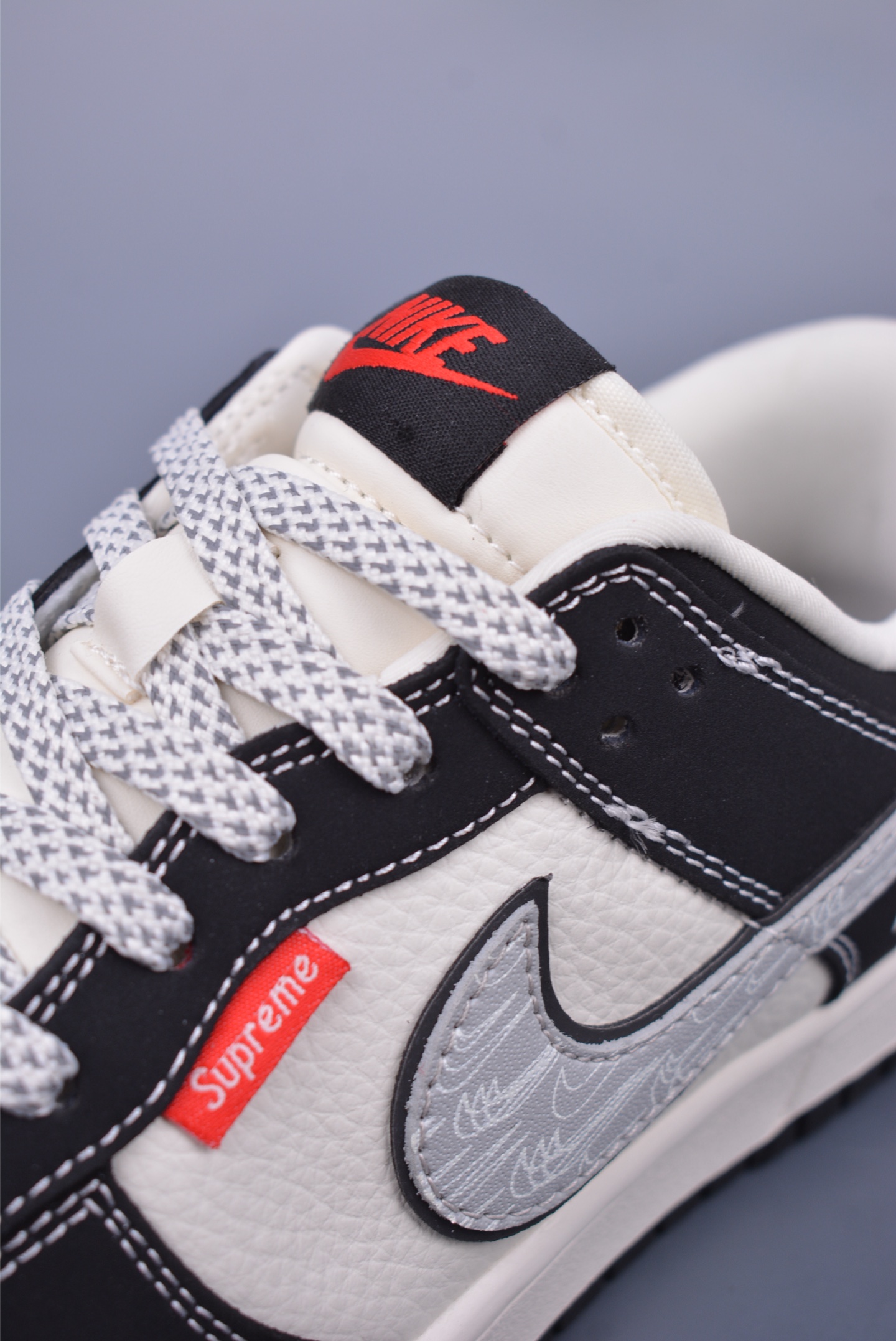280 Nike SB Dunk Low 北面联名 CS1688-105